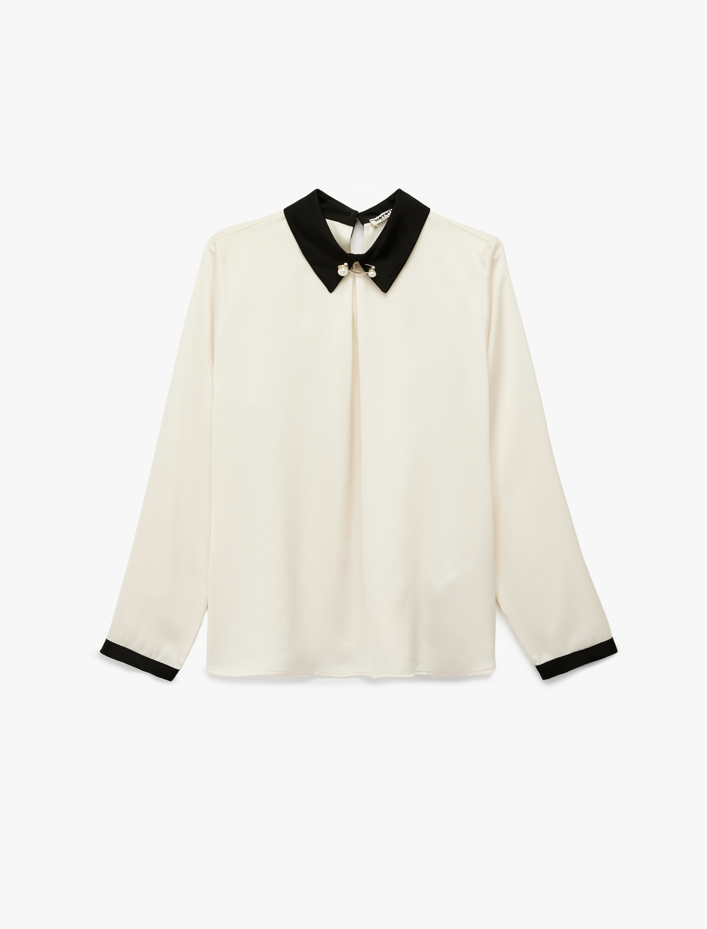   Metal Aksesuar Detaylı Uzun Kollu Gömlek Yaka Bluz