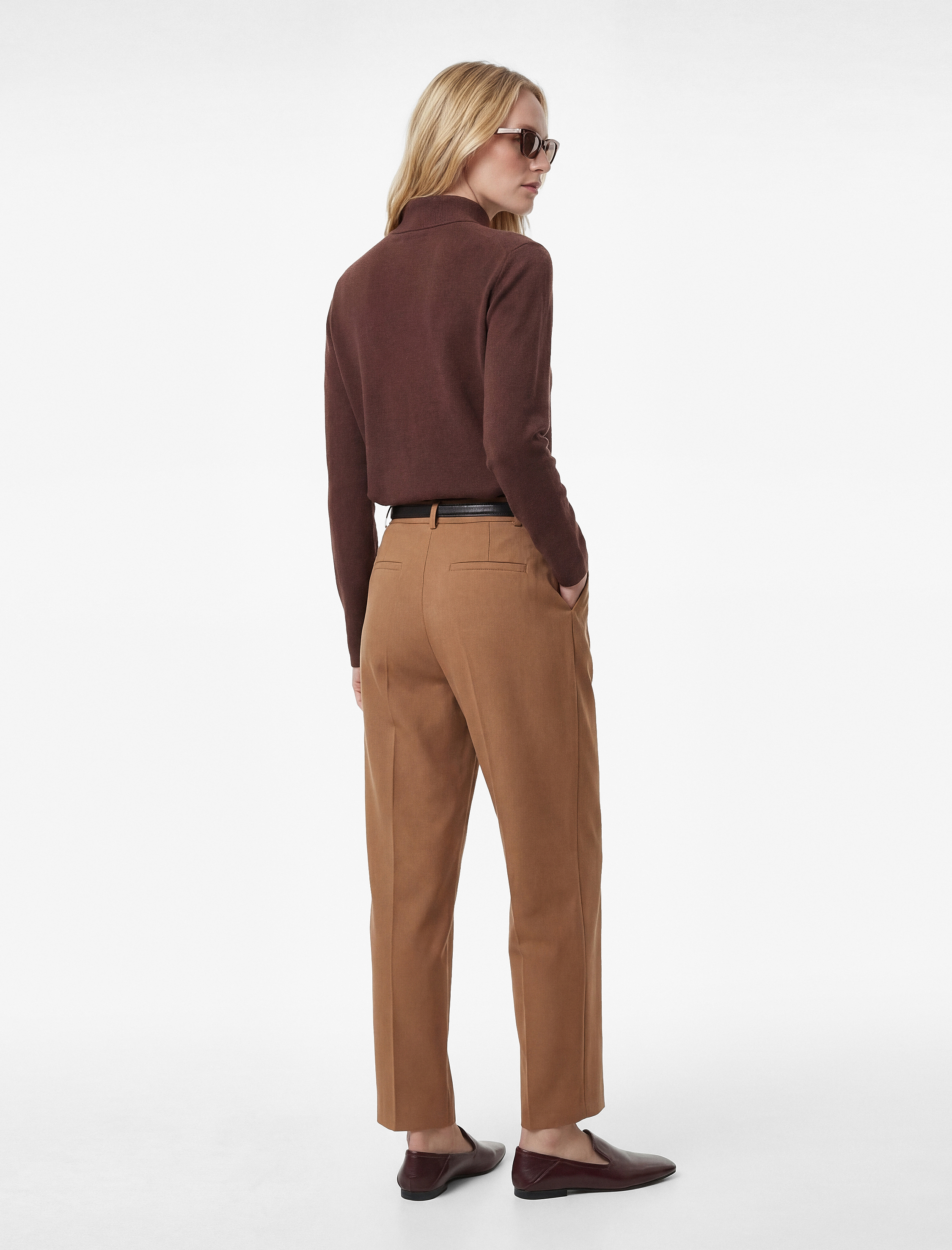   Cepli Pile Detaylı Kemerli Havuç Pantolon