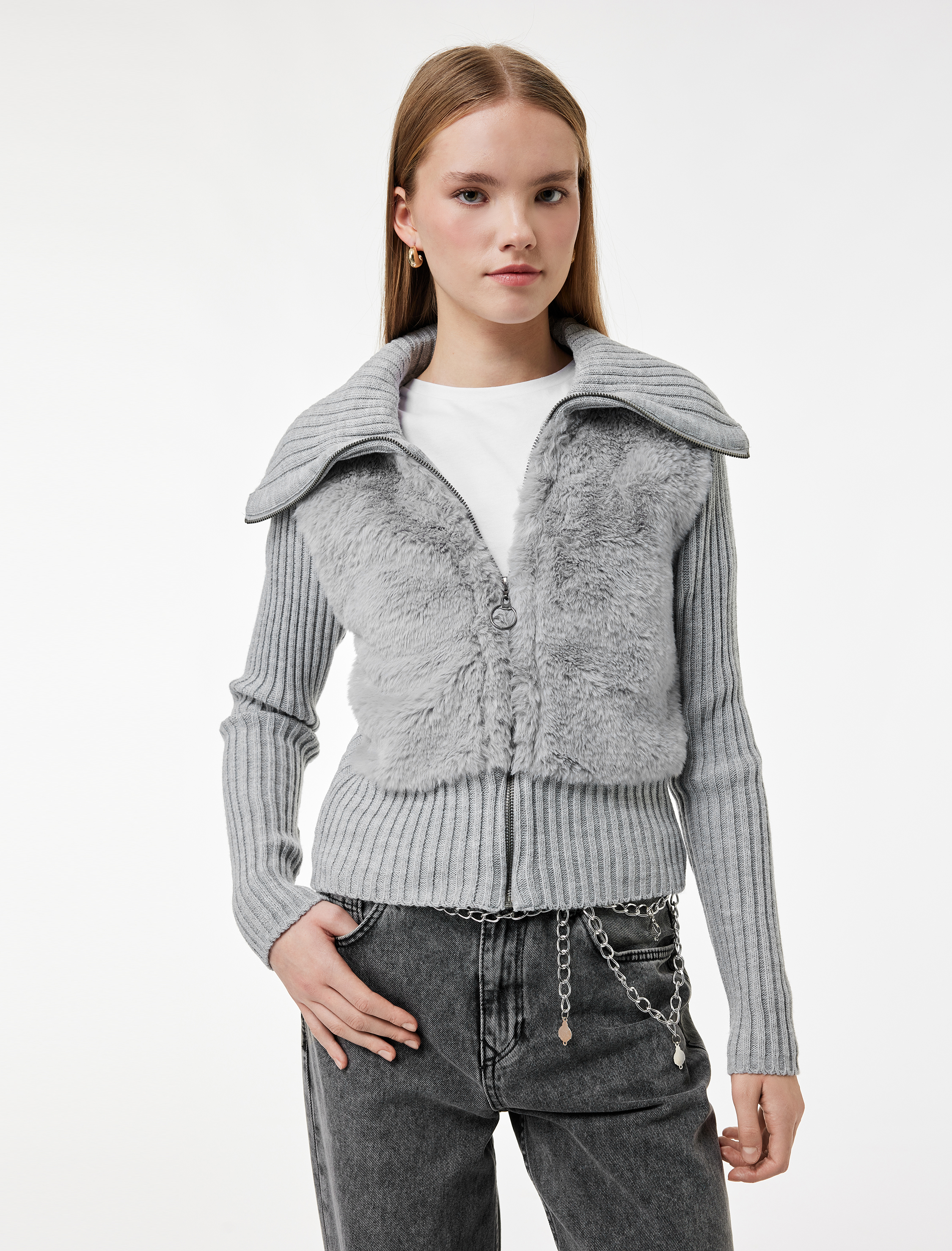   Slim Fit Uzun Kollu Dik Yaka Fermuarlı Suni Kürklü Hırka