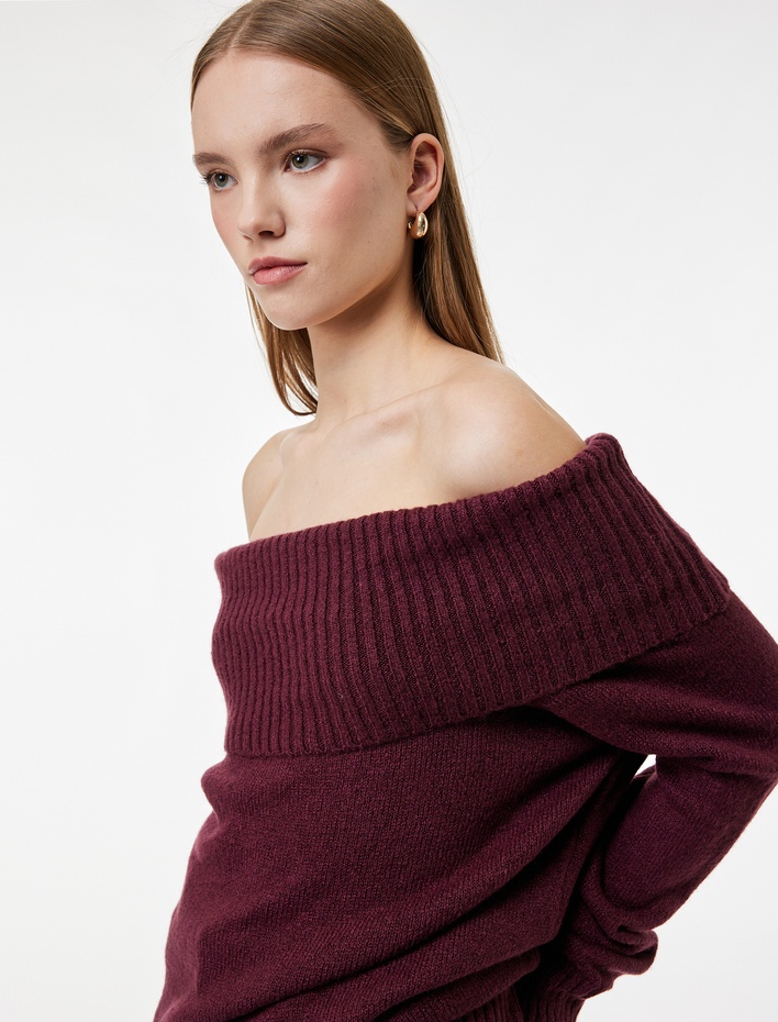  Madonna Yaka Omzu Açık Triko Kazak