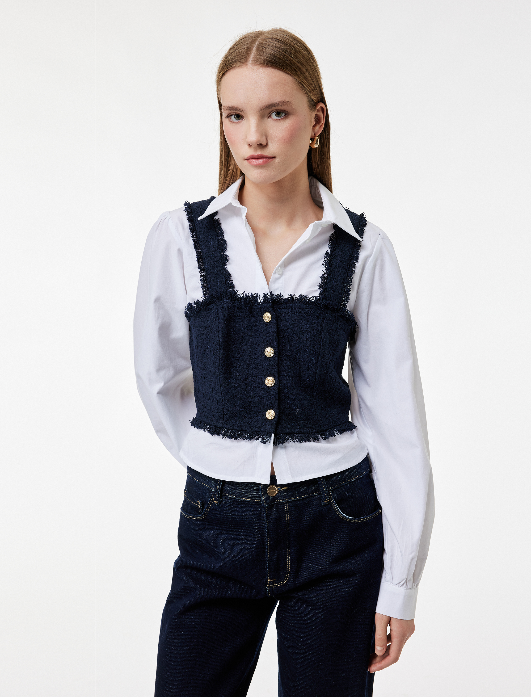   Pamuklu Uzun Kollu Düğme Detaylı Gömlek Yaka Crop Bluz