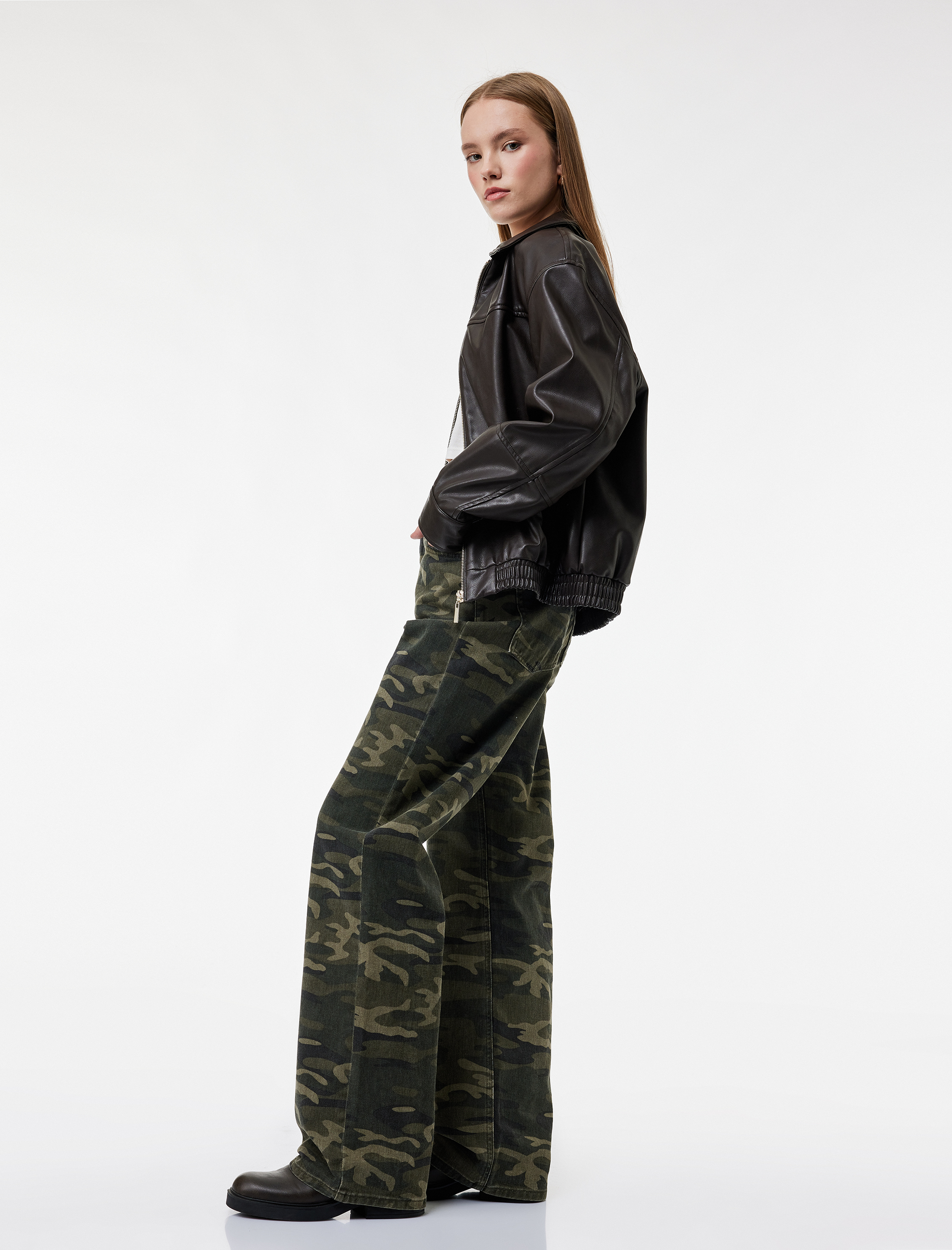   Pamuklu Normal Bel Düğmeli Düz Paça Kamuflaj Pantolon - Straight Fit Jean