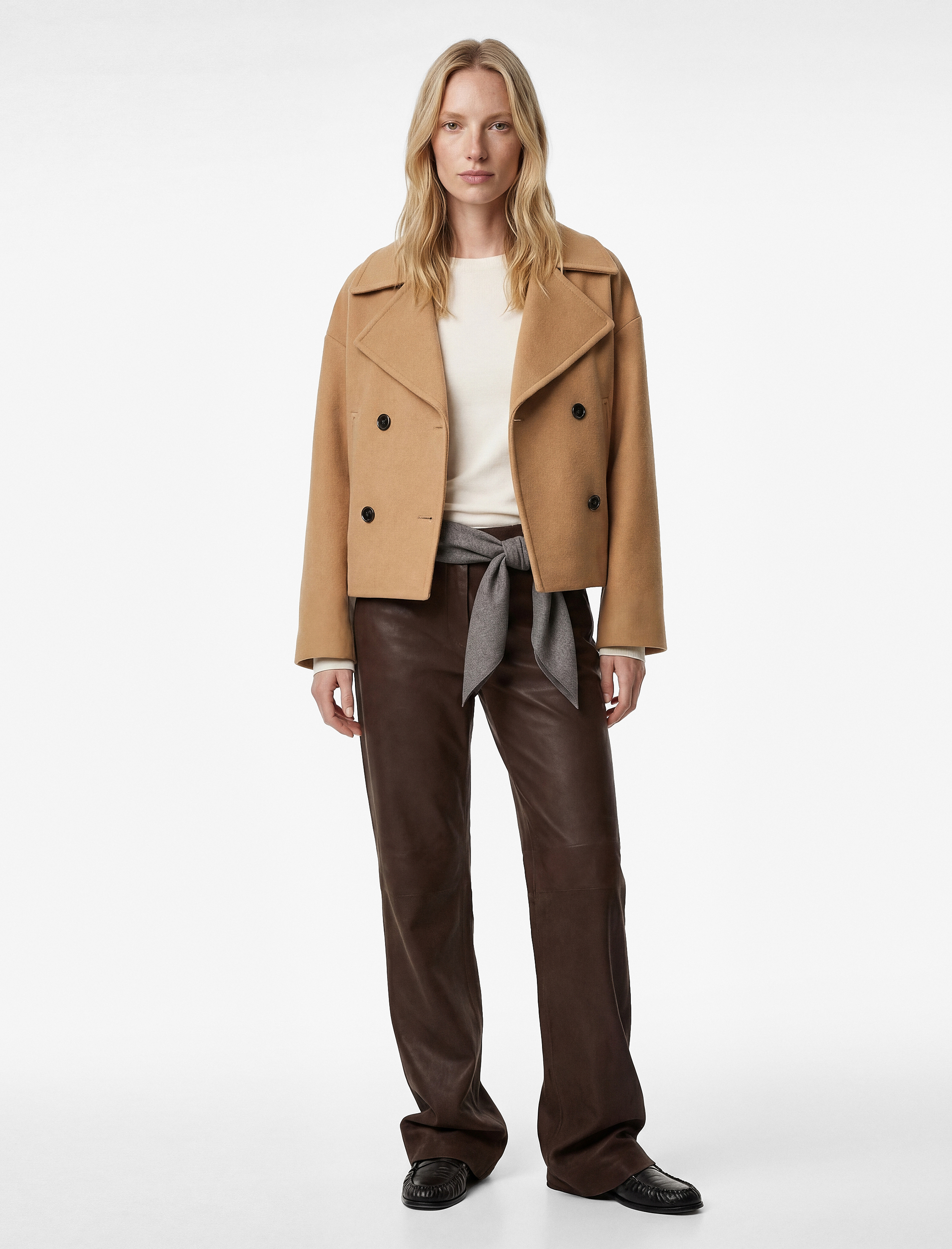   Kısa Kaban Kaşe Düğmeli Cepli Uzun Kollu Kruvaze