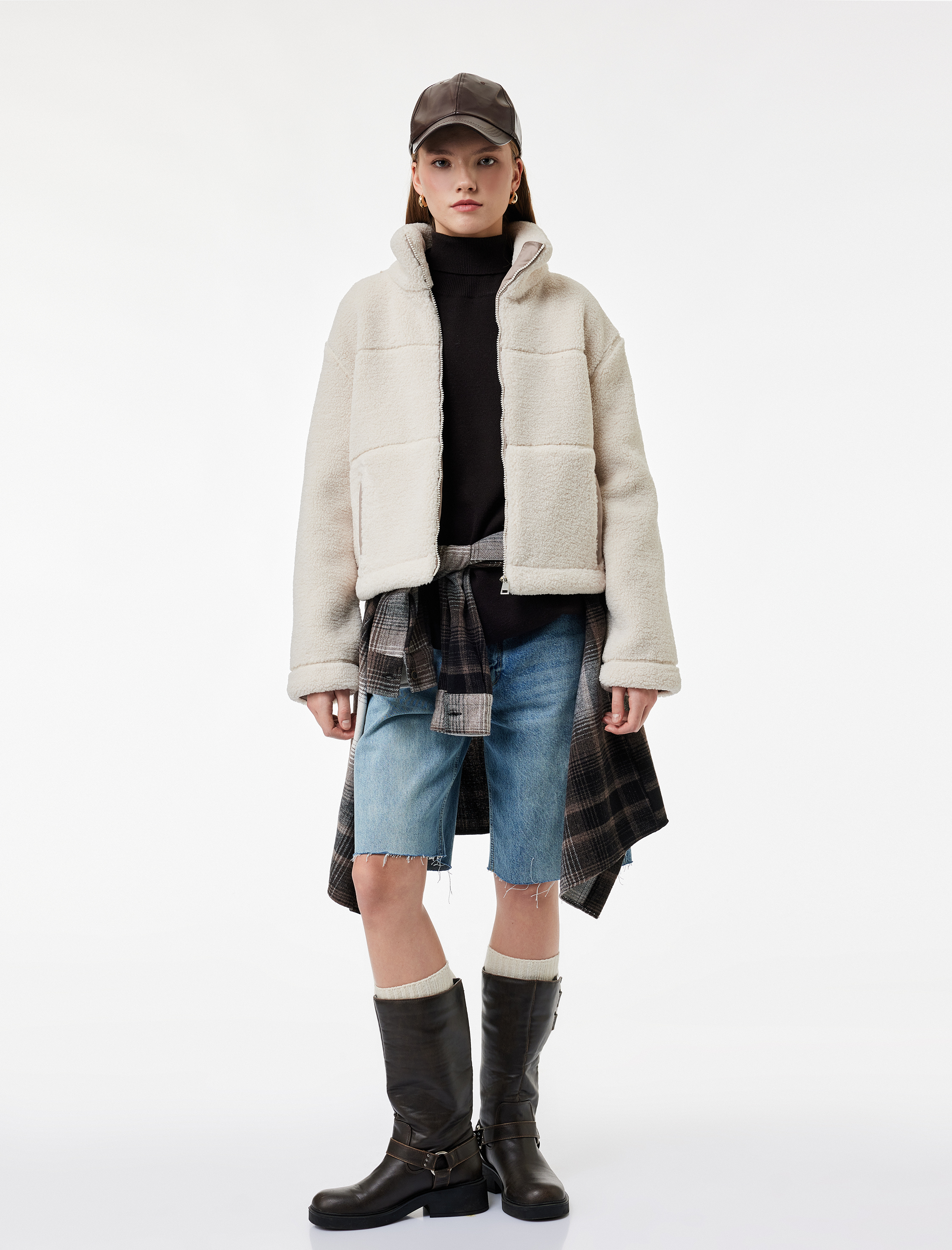   Cepli Uzun Kollu Fermuarlı Dik Yaka Crop Peluş Mont