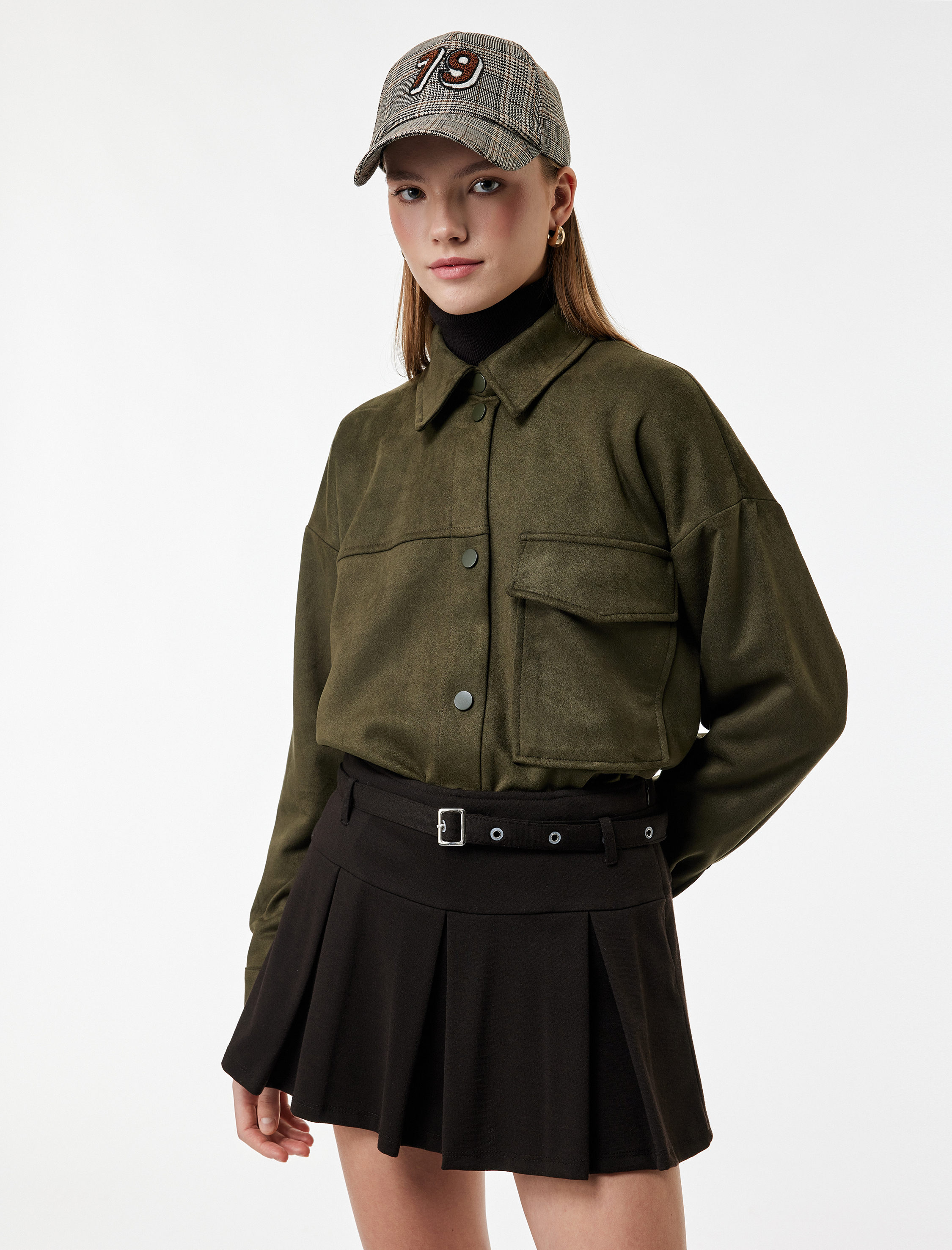   Cep Detaylı Düğmeli Uzun Kollu Klasik Yaka Süet Görünümlü Gömlek