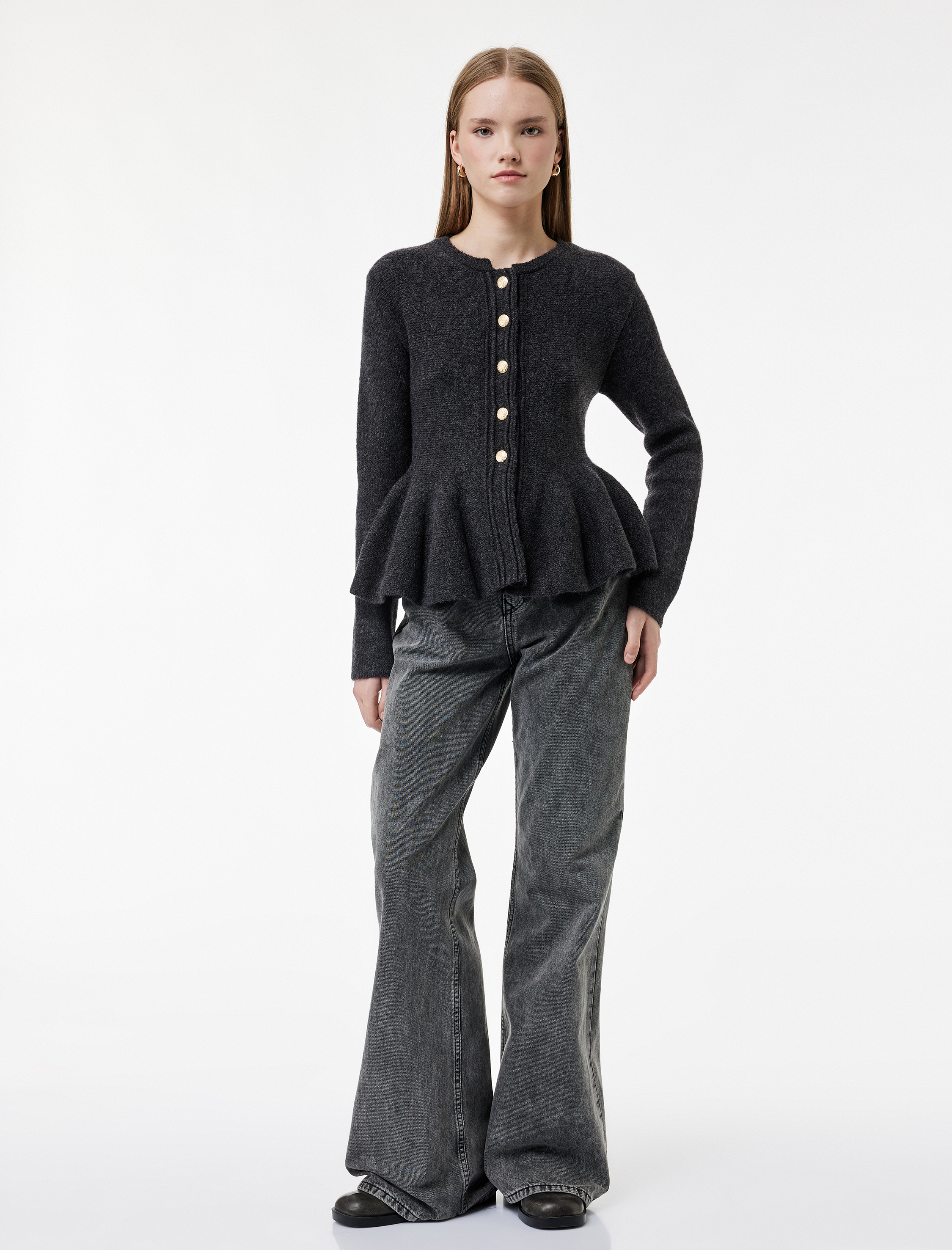   Uzun Kollu Bisiklet Yaka Düğme Detaylı Triko Peplum Hırka