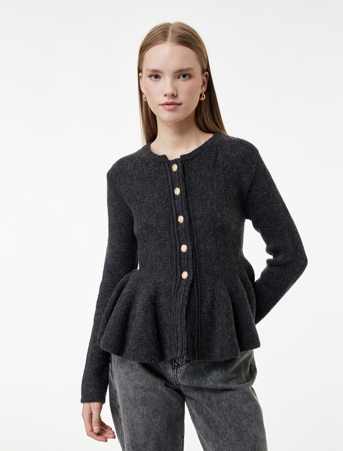  Uzun Kollu Bisiklet Yaka Düğme Detaylı Triko Peplum Hırka