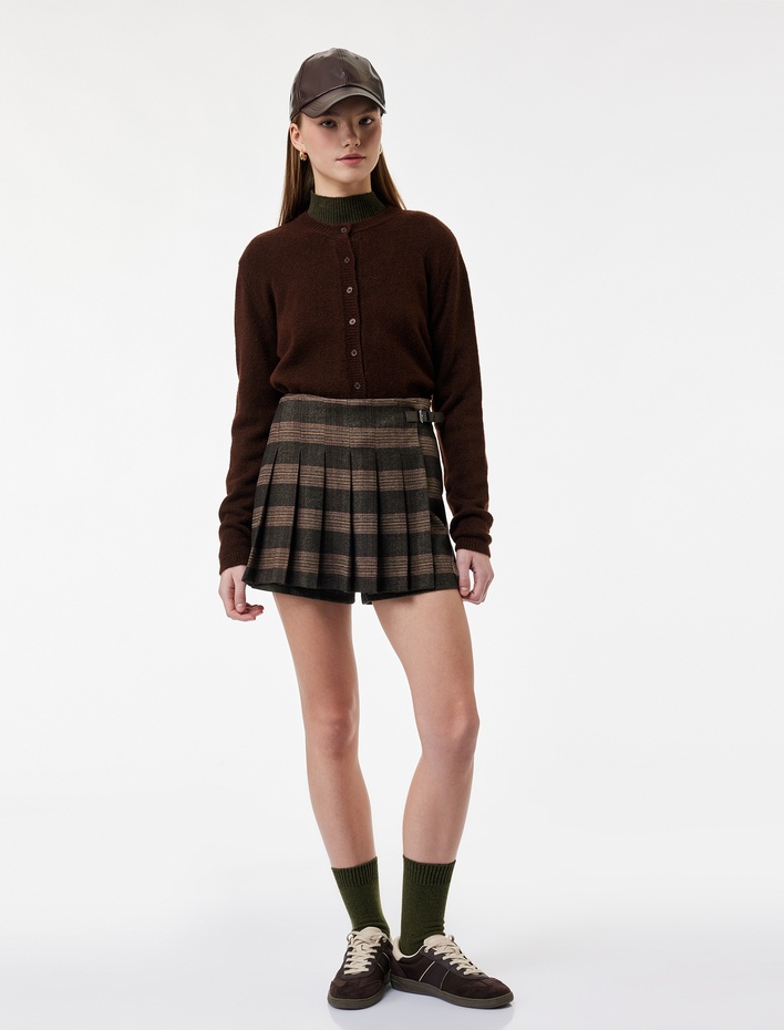  Bisiklet Yaka Düğme Detaylı Basic Triko Hırka