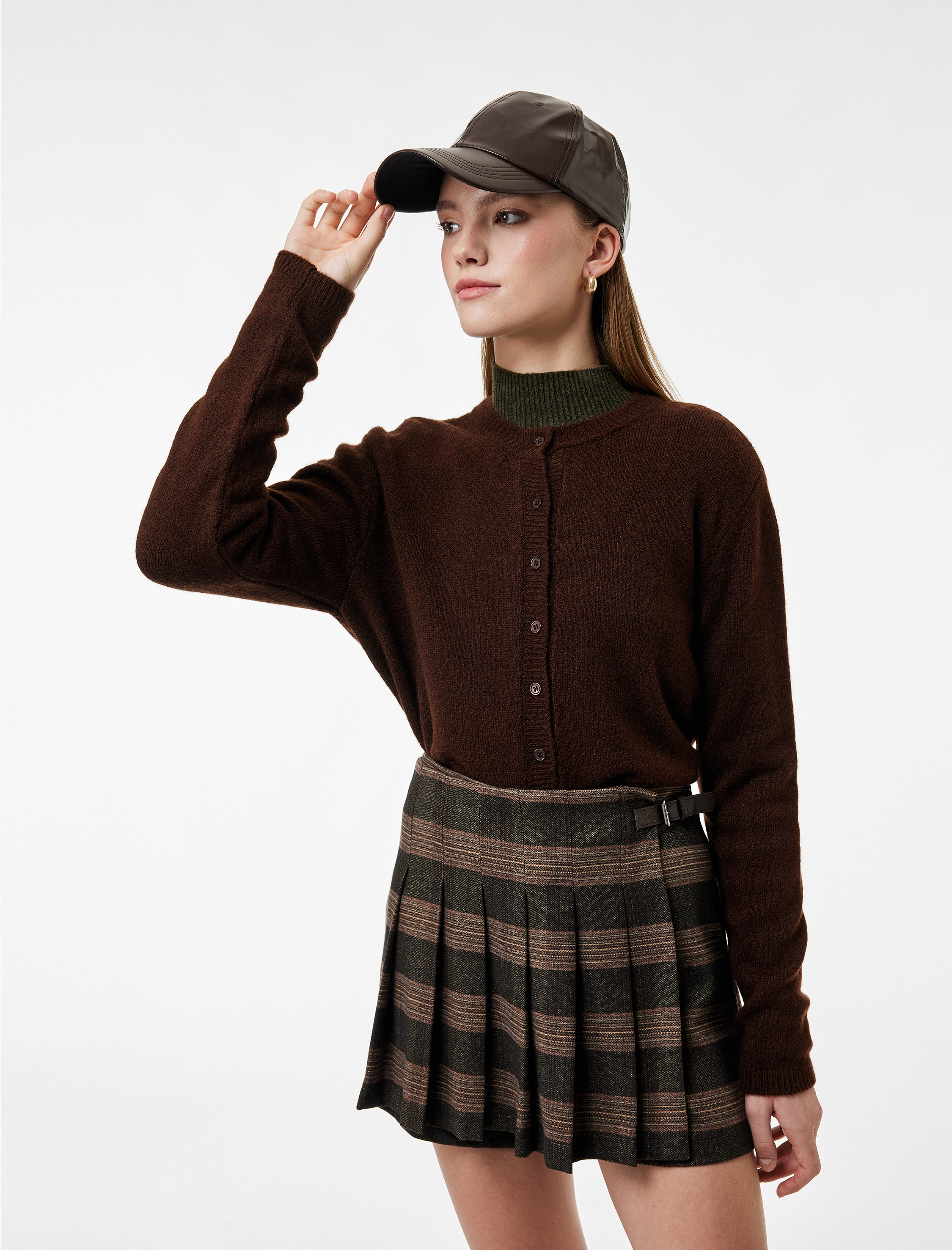   Bisiklet Yaka Düğme Detaylı Basic Triko Hırka