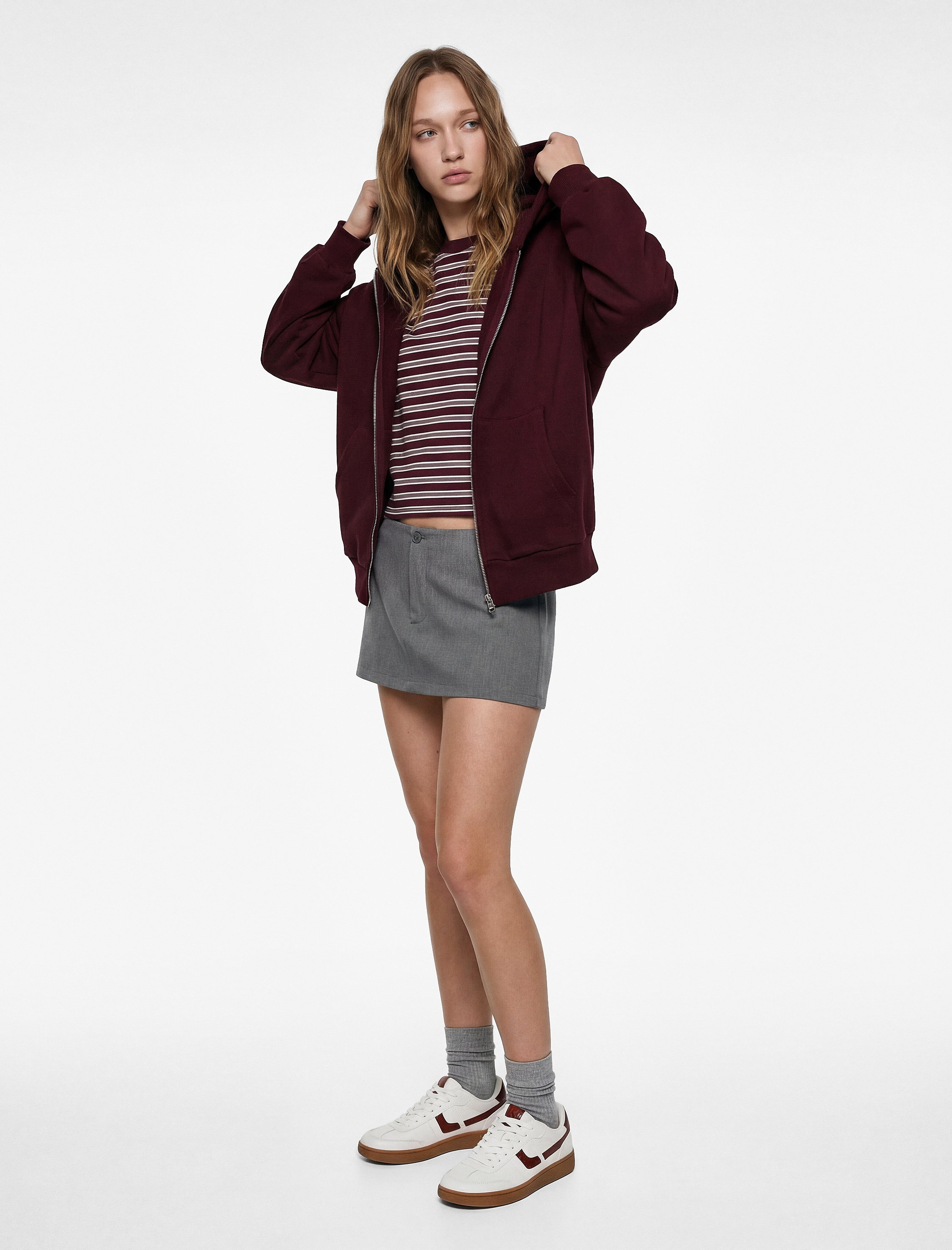   Şardonlu Kapşonlu Uzun Kollu Fermuarlı Sweatshirt