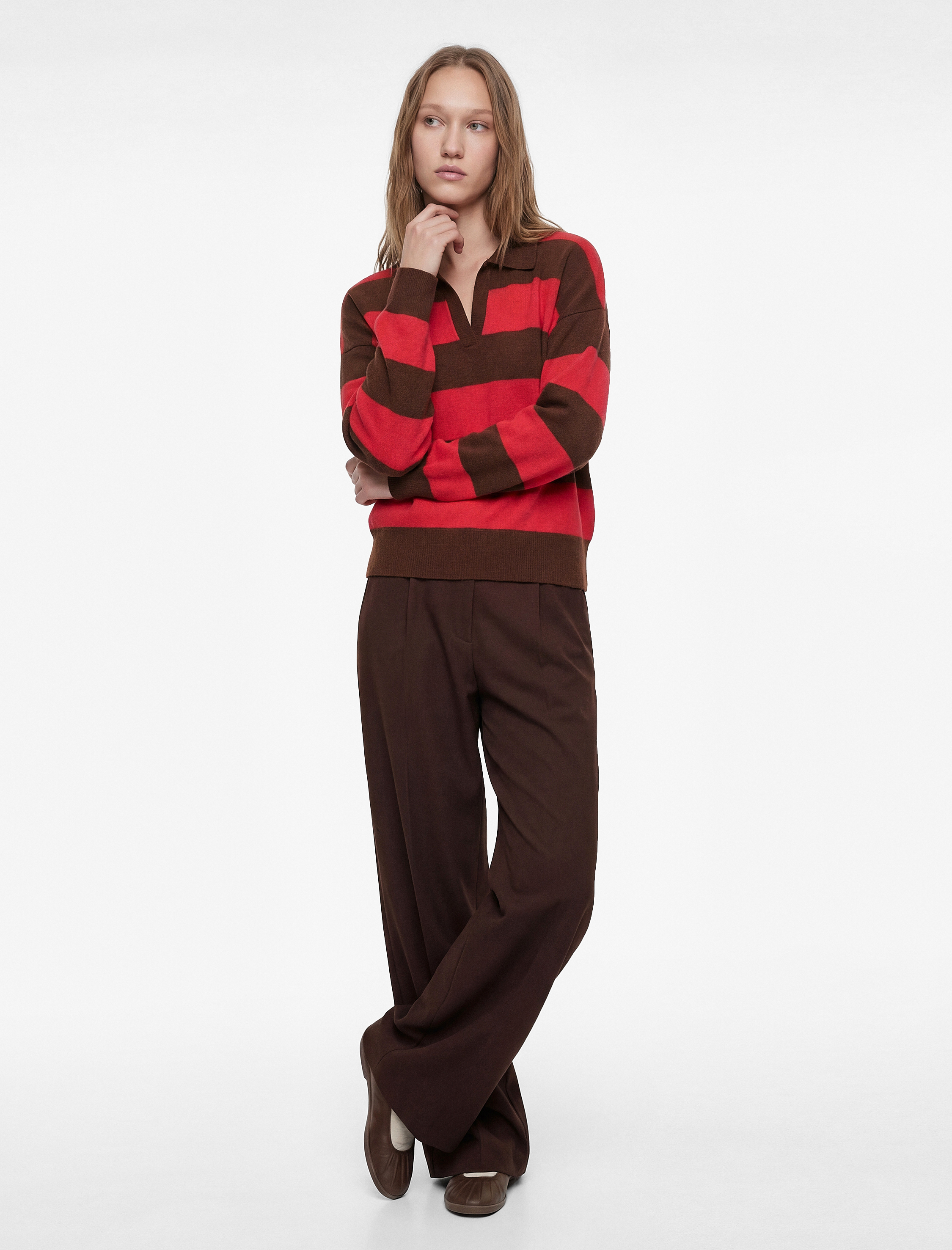   Viskon Karışımlı Kemerli Pileli Geniş Paça Kumaş Pantolon