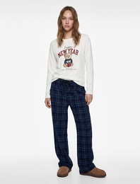 Pamuklu Uzun Kollu Bisiklet Yaka Yılbaşı Temalı Pijama Takımı