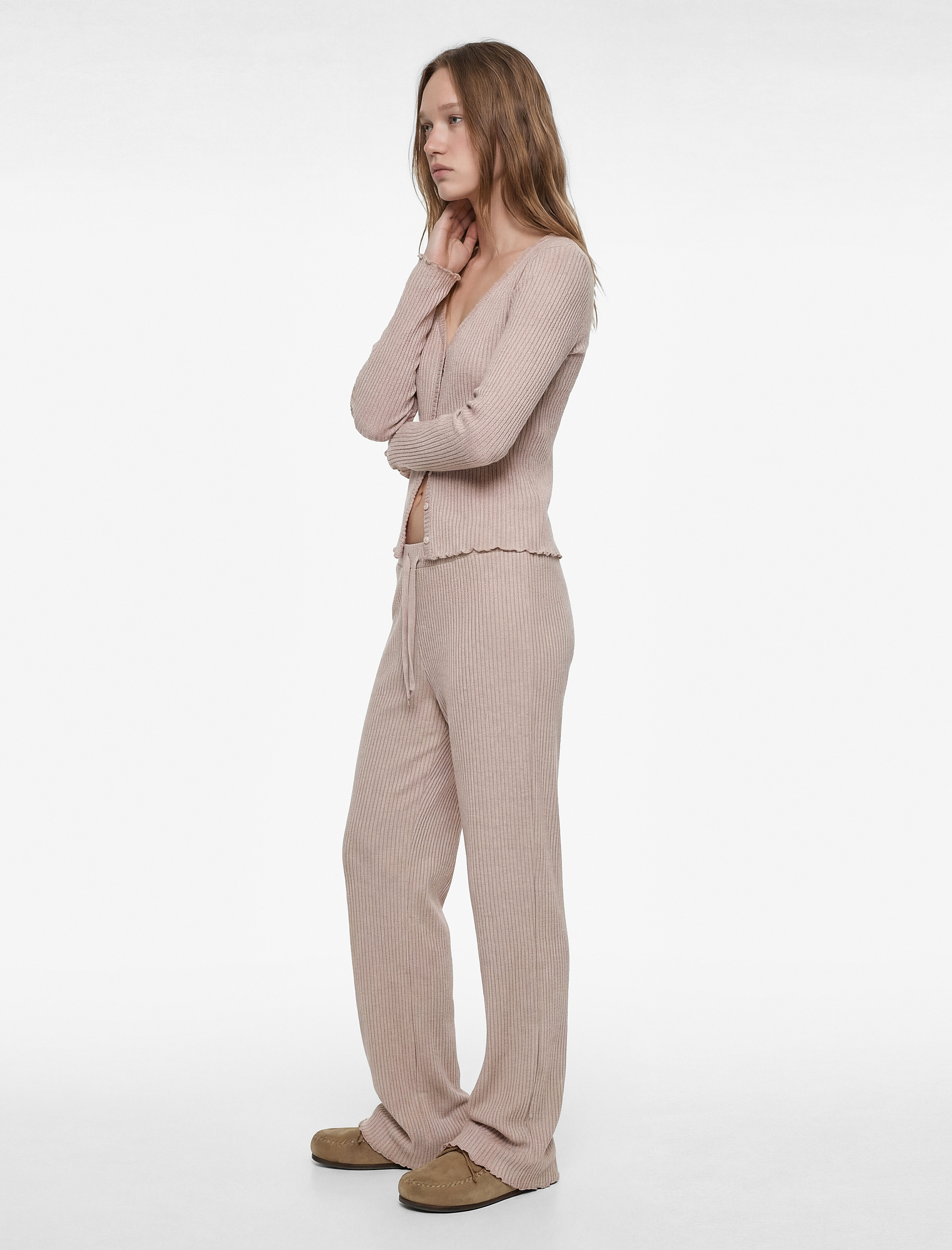   V Yaka Uzun Kollu Düğmeli Triko Pijama Üstü