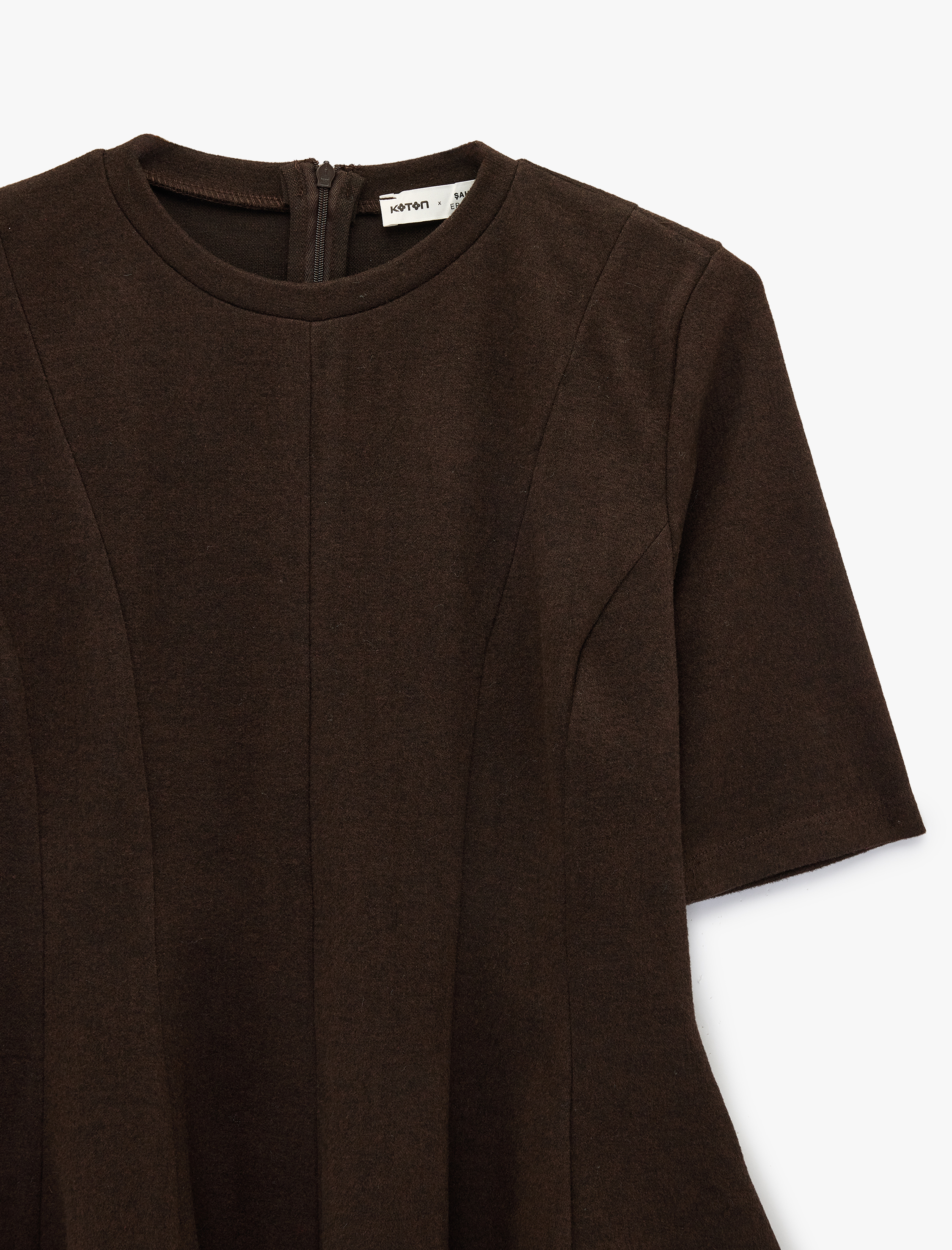   Koton X Şahika Ercümen - Kısa Kollu Bisiklet Yaka Peplum Tişört