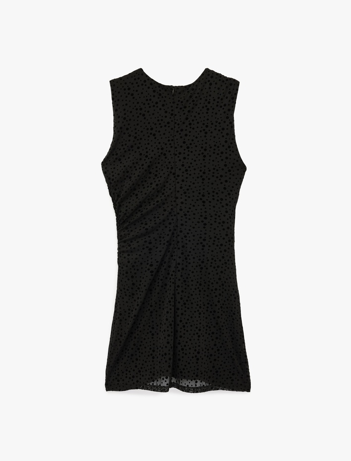  Slim Fit Kolsuz Drapeli Bisiklet Yaka Puantiyeli Mini Tül Elbise