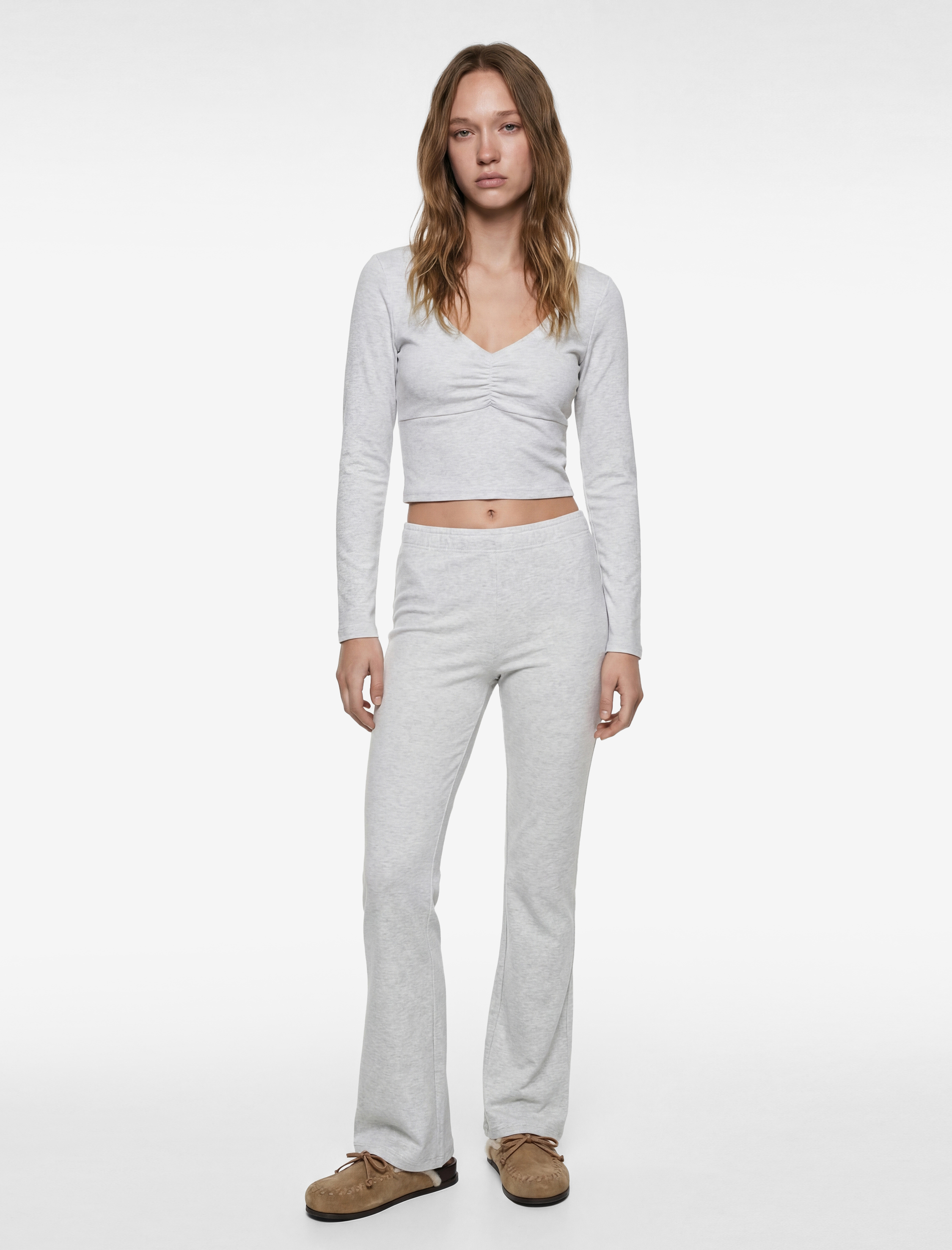   Uzun Kollu V Yaka Büzgülü Viskon Crop Slim Fit Örme Pijama Üstü