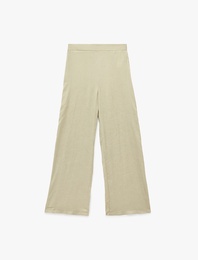 Bol Kesim Yüksek Bel Geniş Paça Dokulu Saten Pantolon