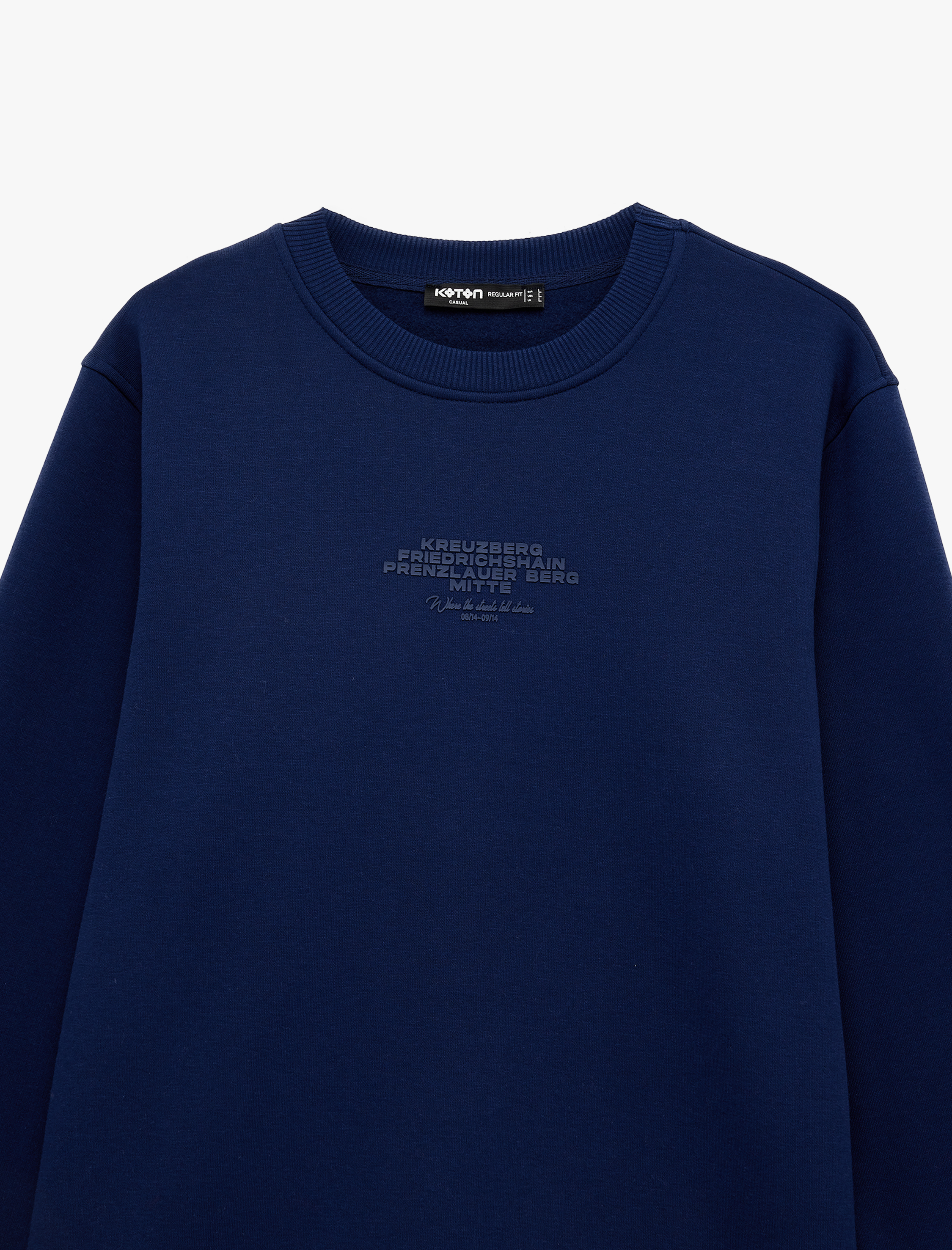   Regular Fit Uzun Kollu Bisiklet Yaka Baskılı Sweatshirt