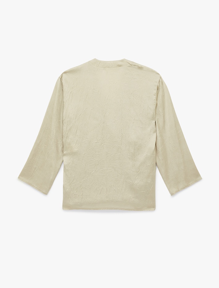  Bol Kalıp Uzun Kollu Bağlama Detaylı Kruvaze Dokulu Saten Kimono