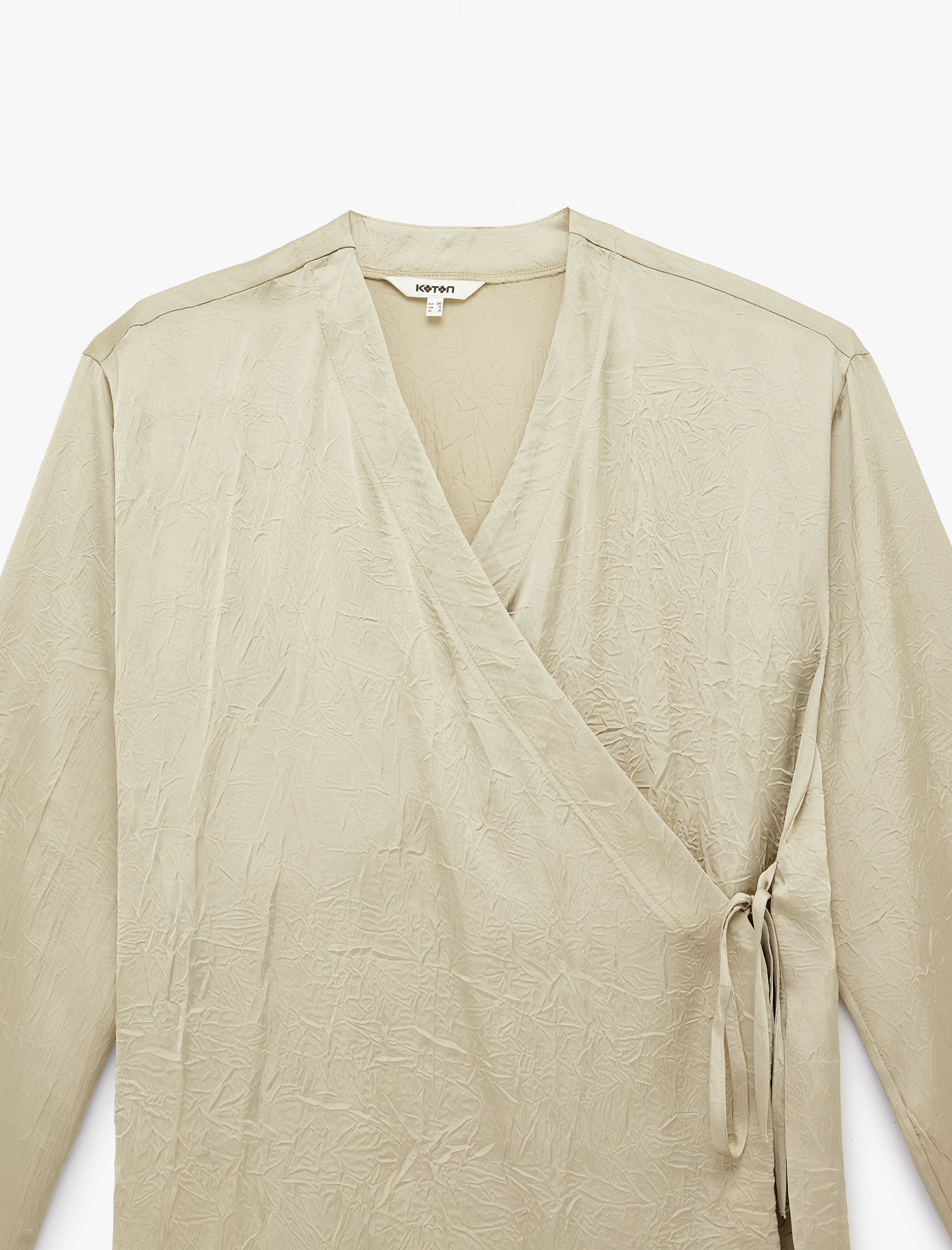   Bol Kalıp Uzun Kollu Bağlama Detaylı Kruvaze Dokulu Saten Kimono