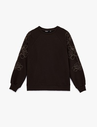 Uzun Kollu Çiçekli Boncuk İşlemeli Bisiklet Yaka Oversize Sweatshirt