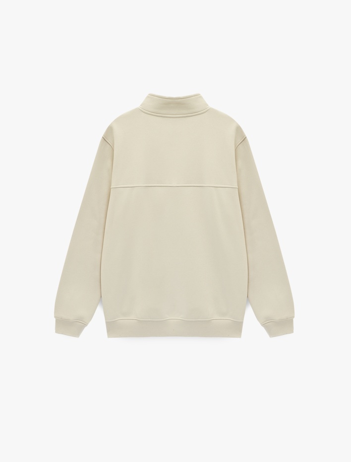  Regular Fit Dikiş Detaylı Uzun Kollu Yarım Fermuarlı Sweatshirt