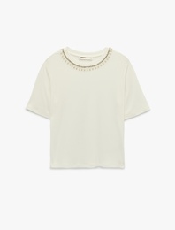 Regular Fit Kısa Kollu İnci Detaylı Bisiklet Yaka Viskon Tişört