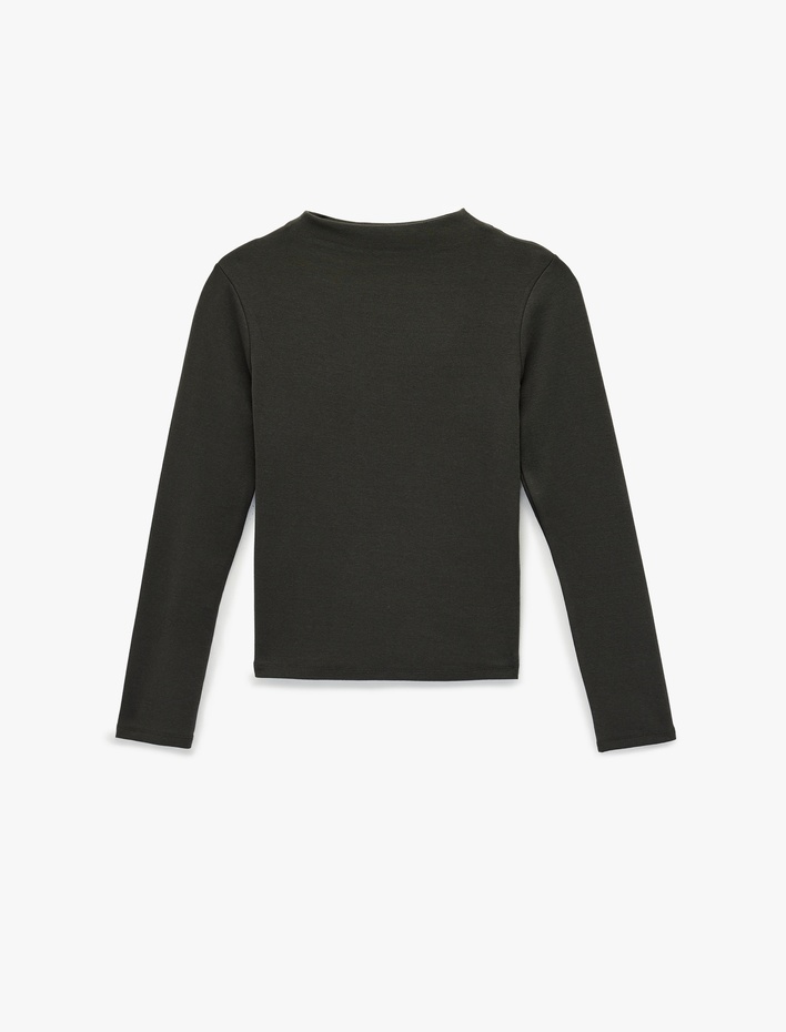  Dik Yaka Slim Fit Uzun Kollu Tişört