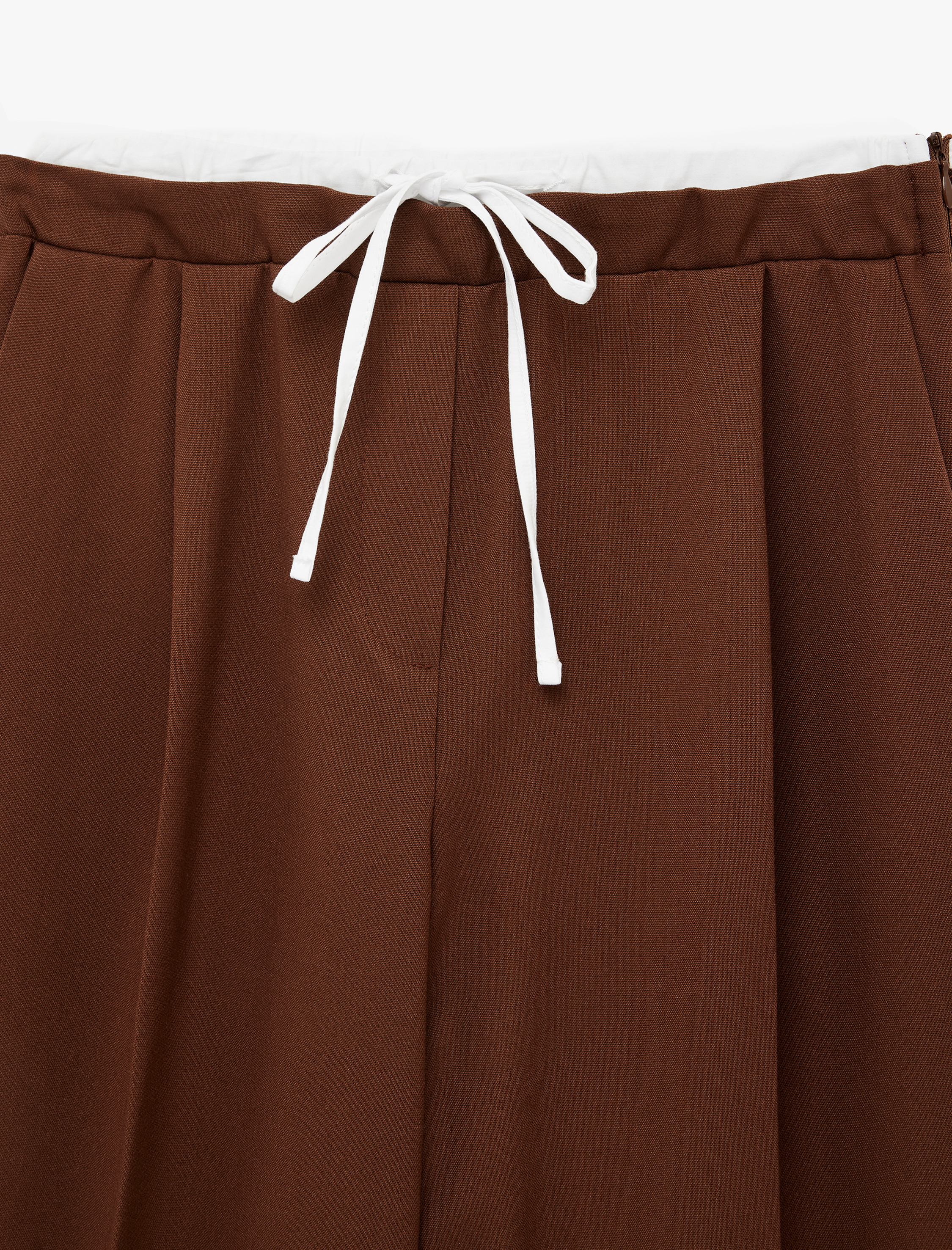   Pile Detaylı Beli Bağlamalı Cepli Geniş Paça Kumaş Pantolon