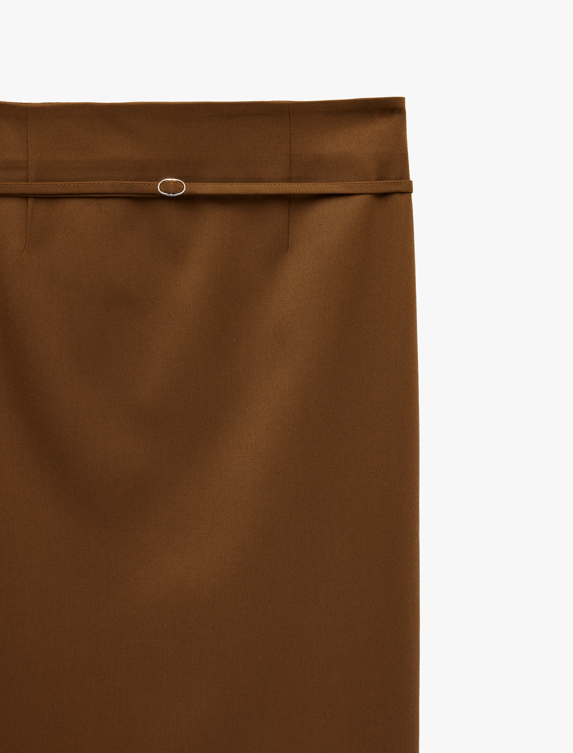   Slim Fit Yırtmaçlı Kemer Detaylı Midi Kalem Etek