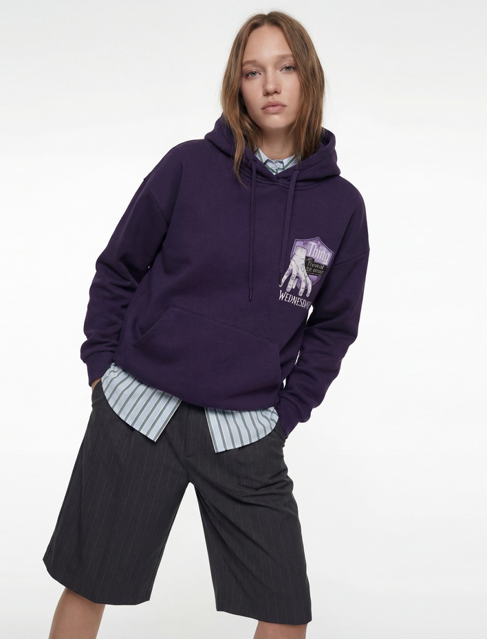  Şardonlu Wednesday Lisanslı Kanguru Cepli Kapüşonlu Arkası Baskılı Oversize Sweatshirt