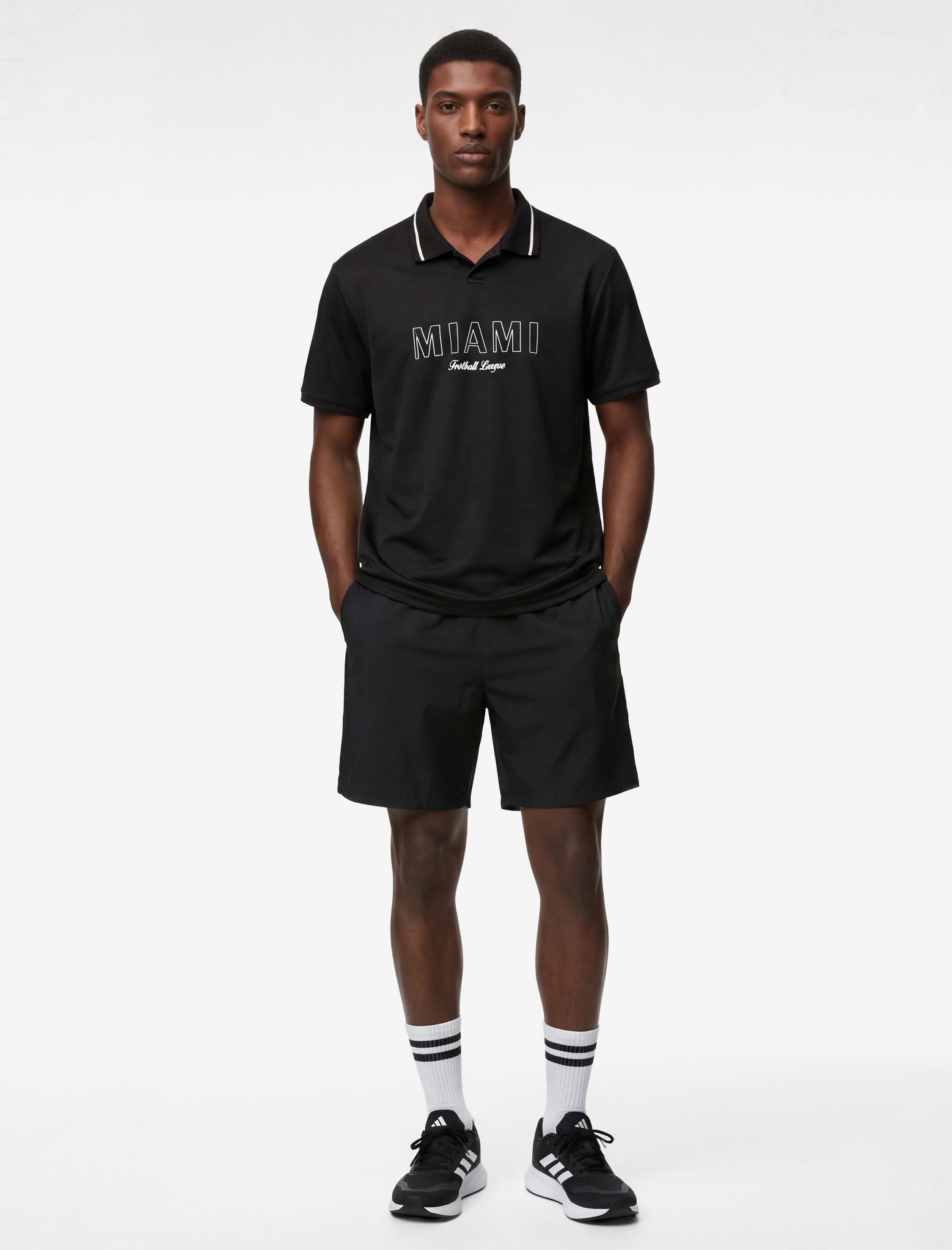   Rahat Kalıp Kısa Kollu Şerit Detaylı Polo Yaka Baskılı Spor Tişört