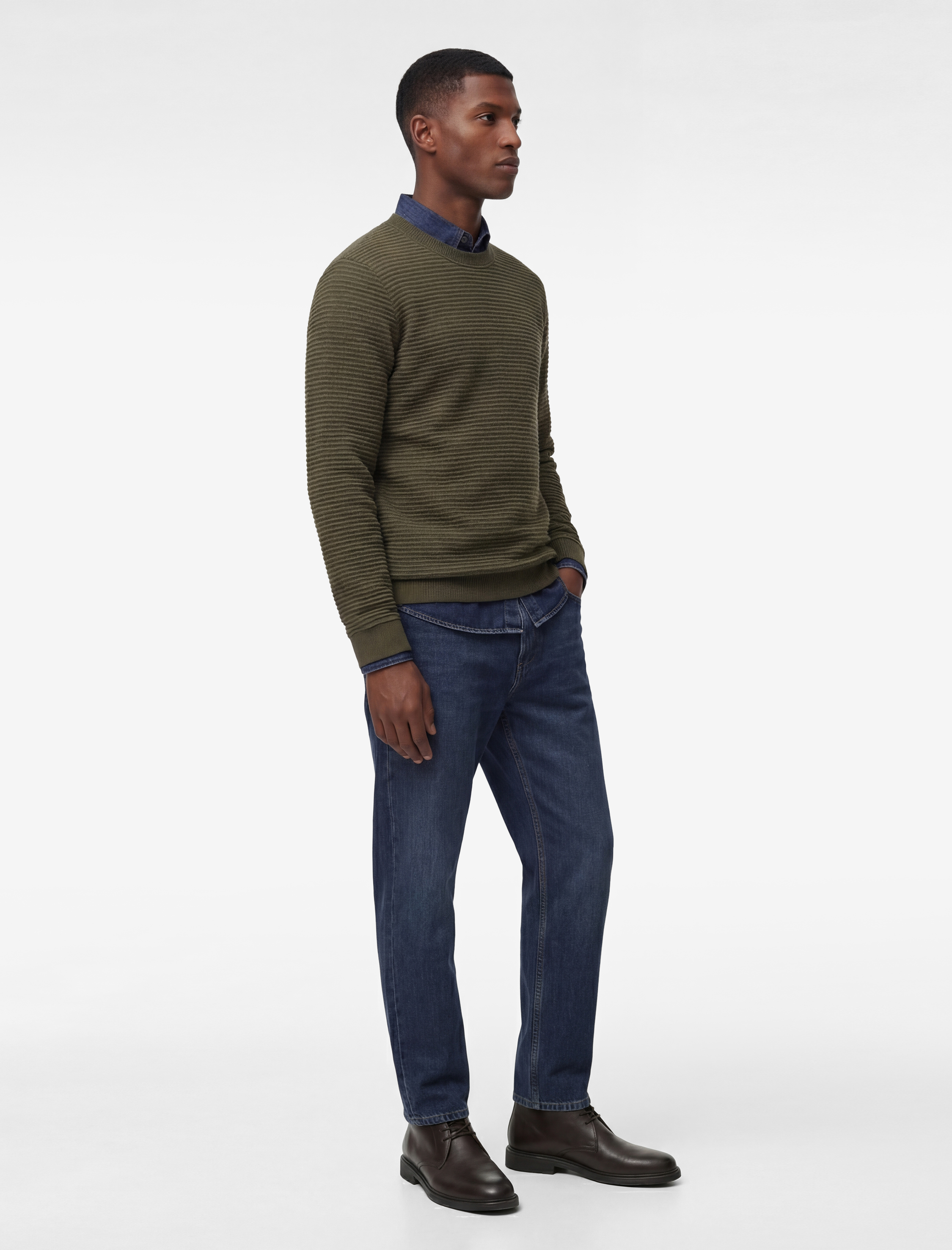   Regular Fit Uzun Kollu Dokulu Bisiklet Yaka Sweatshirt