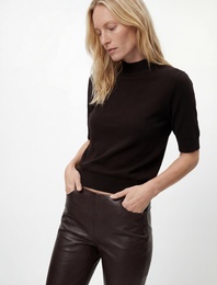 Kısa Kollu Hafif Dik Yaka Triko Kazak