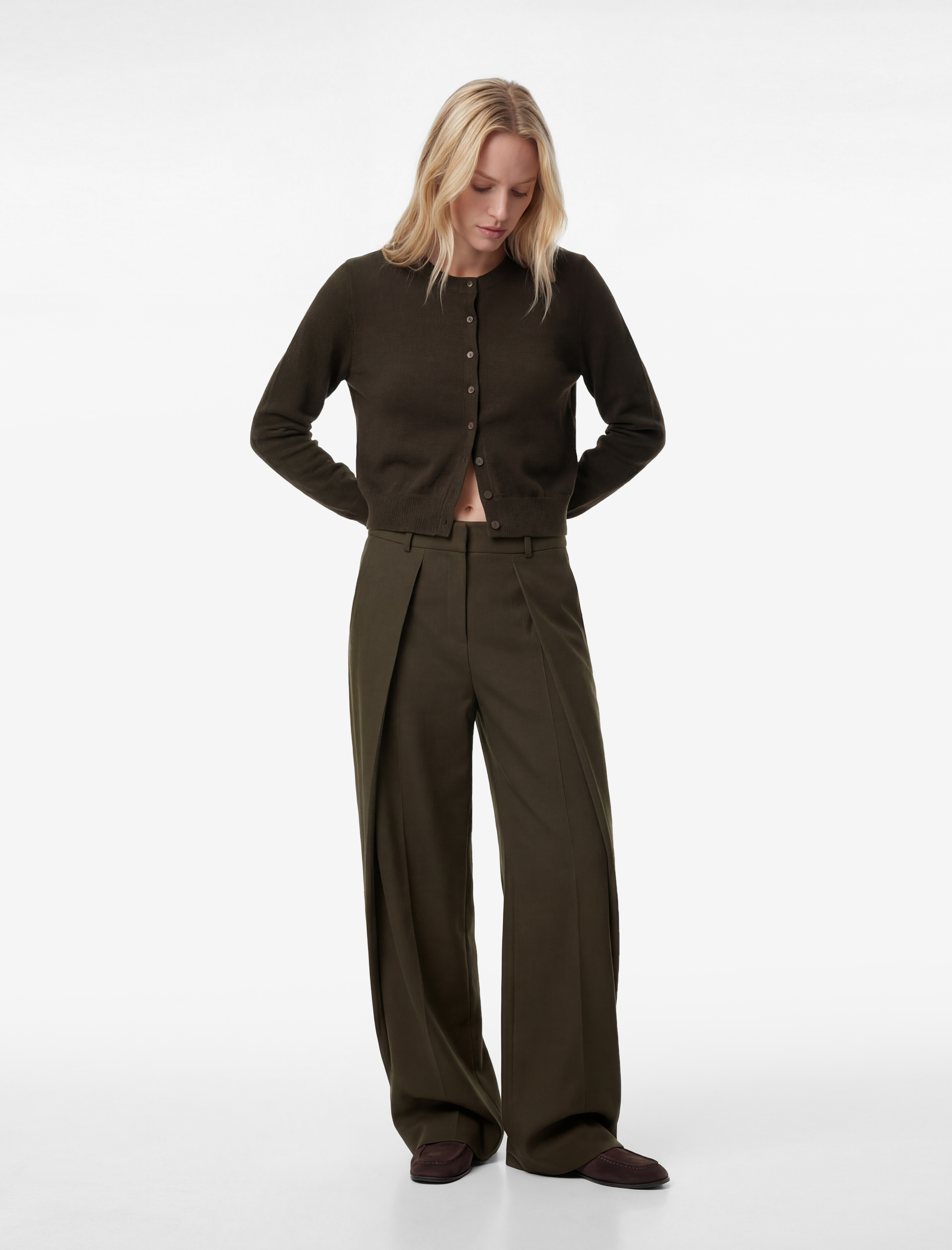   Koyun Yünü Karışımlı Uzun Kollu Düğmeli Bisiklet Yaka Triko Hırka