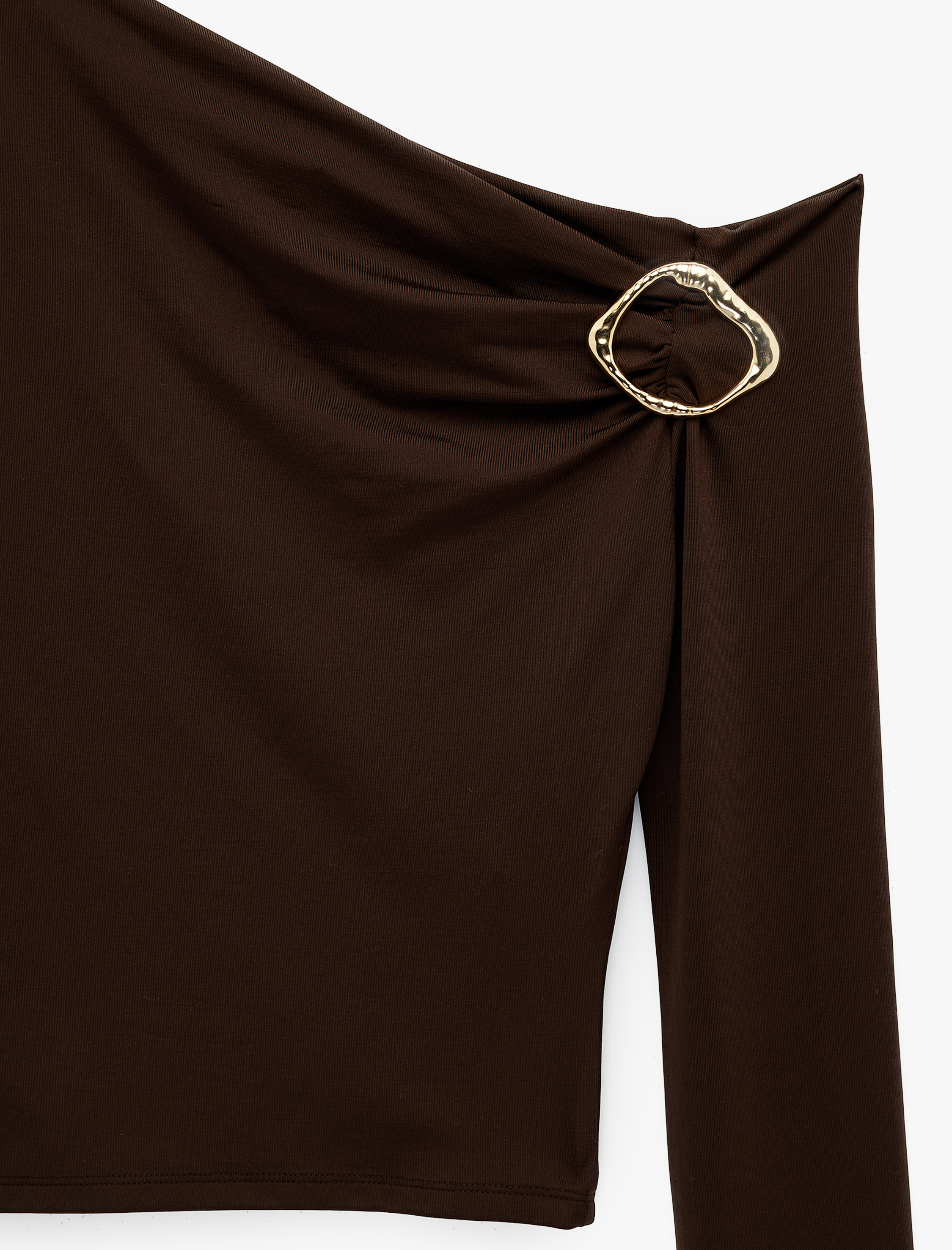   Slim Fit Asimetrik Yaka Metal Aksesuarlı Uzun Kollu Tişört