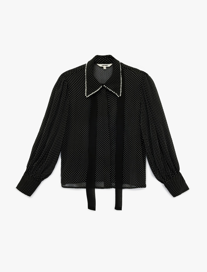  Uzun Kollu Boncuk Detaylı Fular Yaka Puantiye Desenli Şifon Gömlek