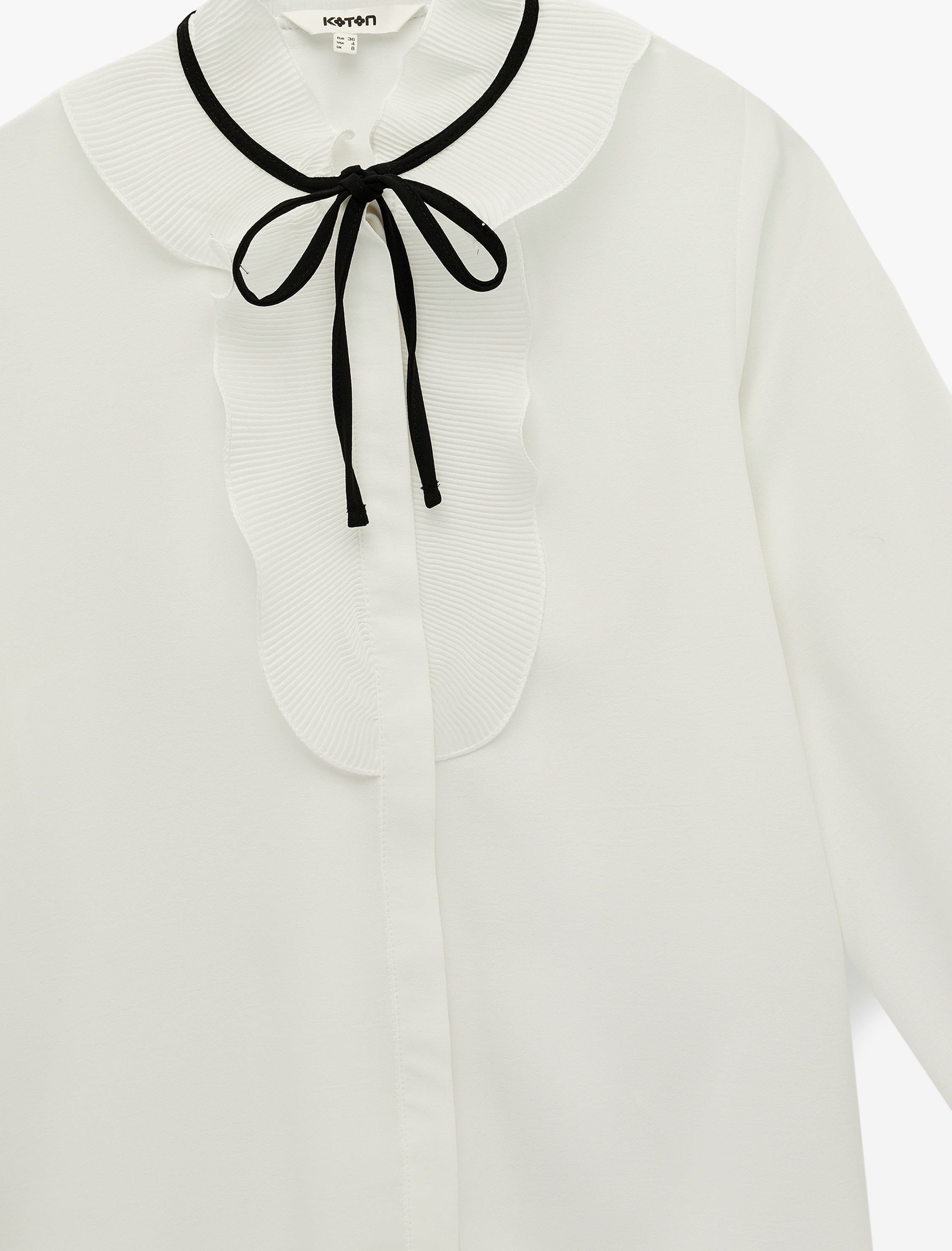   Uzun Kollu Kontrast Biyeli Fiyonk Detaylı Dik Fırfırlı Önlük Yaka Gömlek