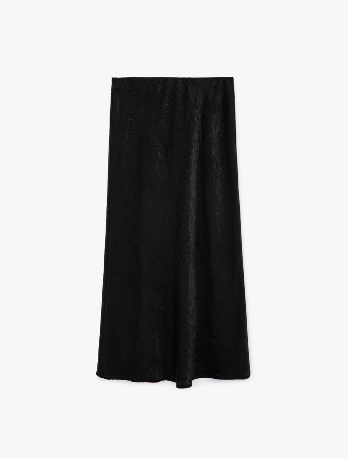  Balık Kesim Slim Fit Midi Boy Dokulu Saten Etek