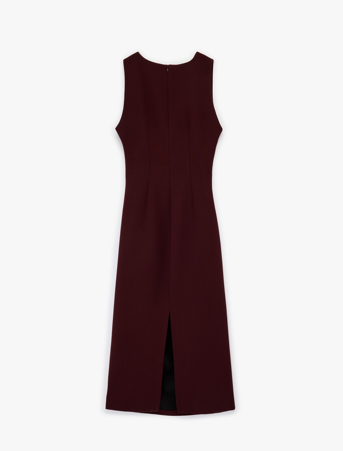  Kolsuz Bisiklet Yaka Krep Kumaş Slim Fit Drape Detaylı Midi Elbise