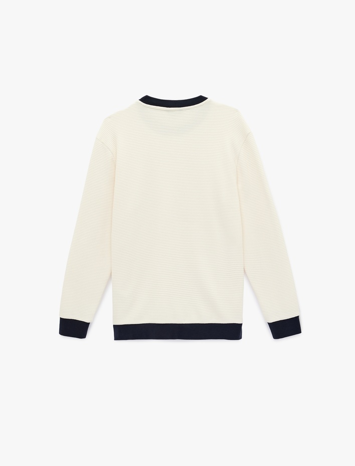  Regular Fit Uzun Kollu Pamuklu Waffle Dokulu Renk Kontrastlı Bisiklet Yaka Sweatshirt