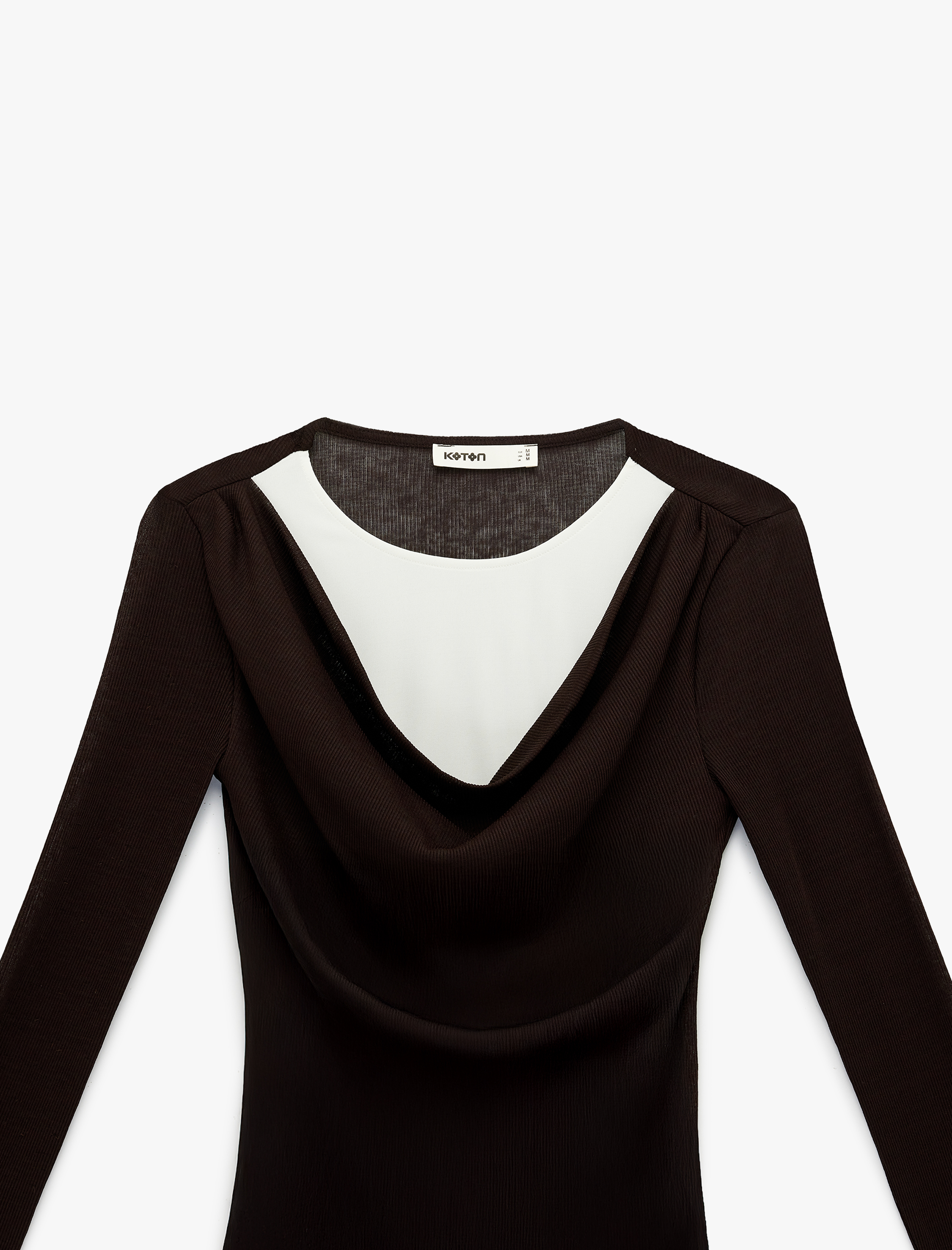   Regular Fit Uzun Kollu Degaje Yaka Renk Kontrastlı Tişört