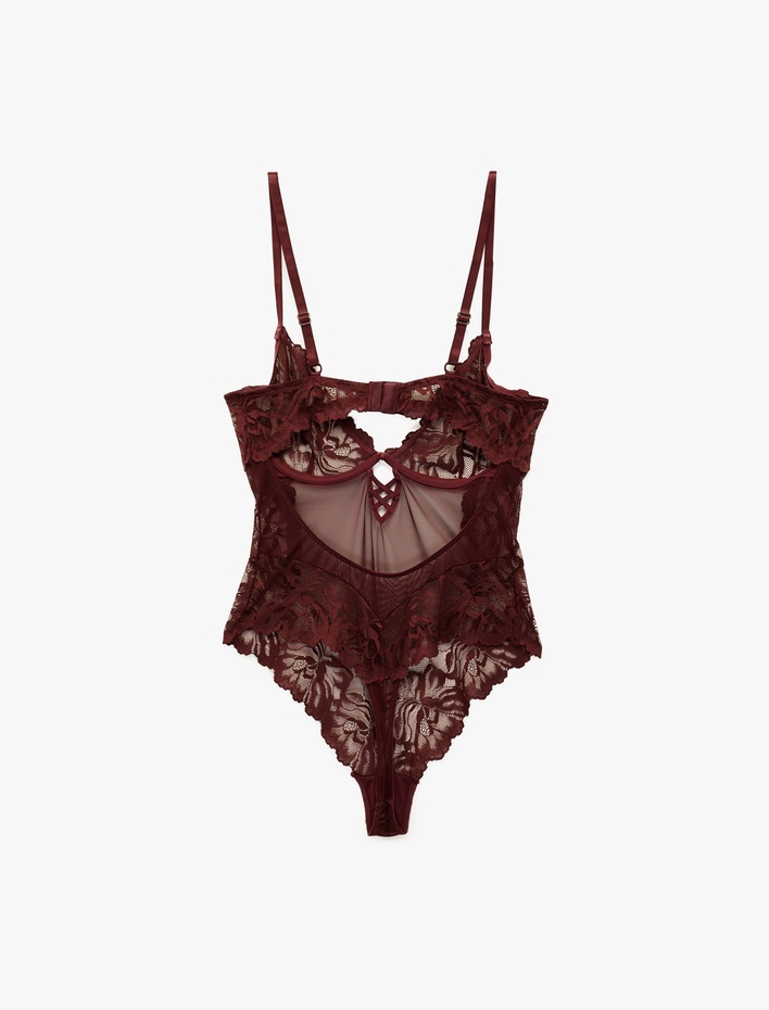  Dantel Detaylı V Yaka Askılı Bodysuit