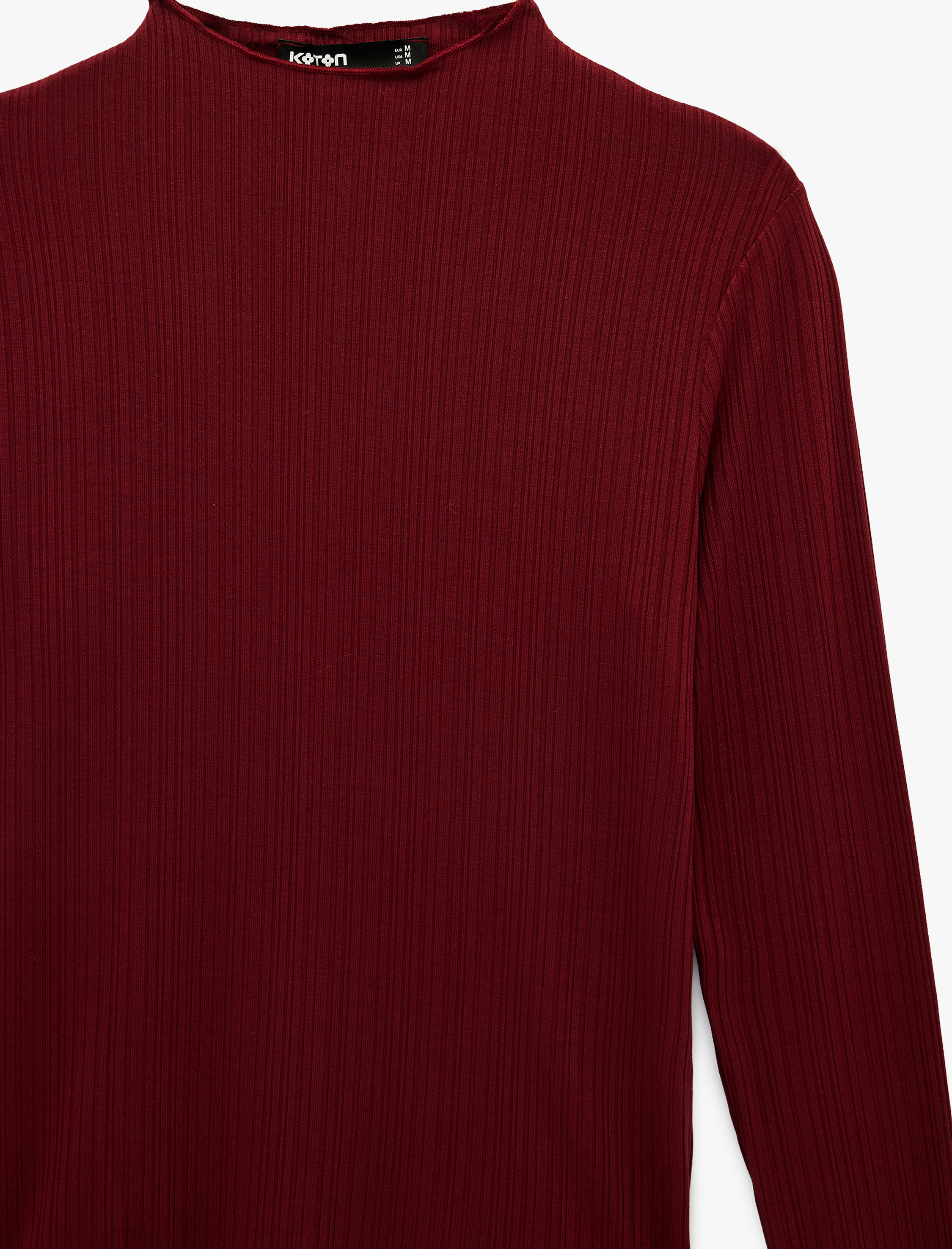   Viskon Kumaş Slim Fit Uzun Kollu Hafif Dik Yaka Dokulu Tişört