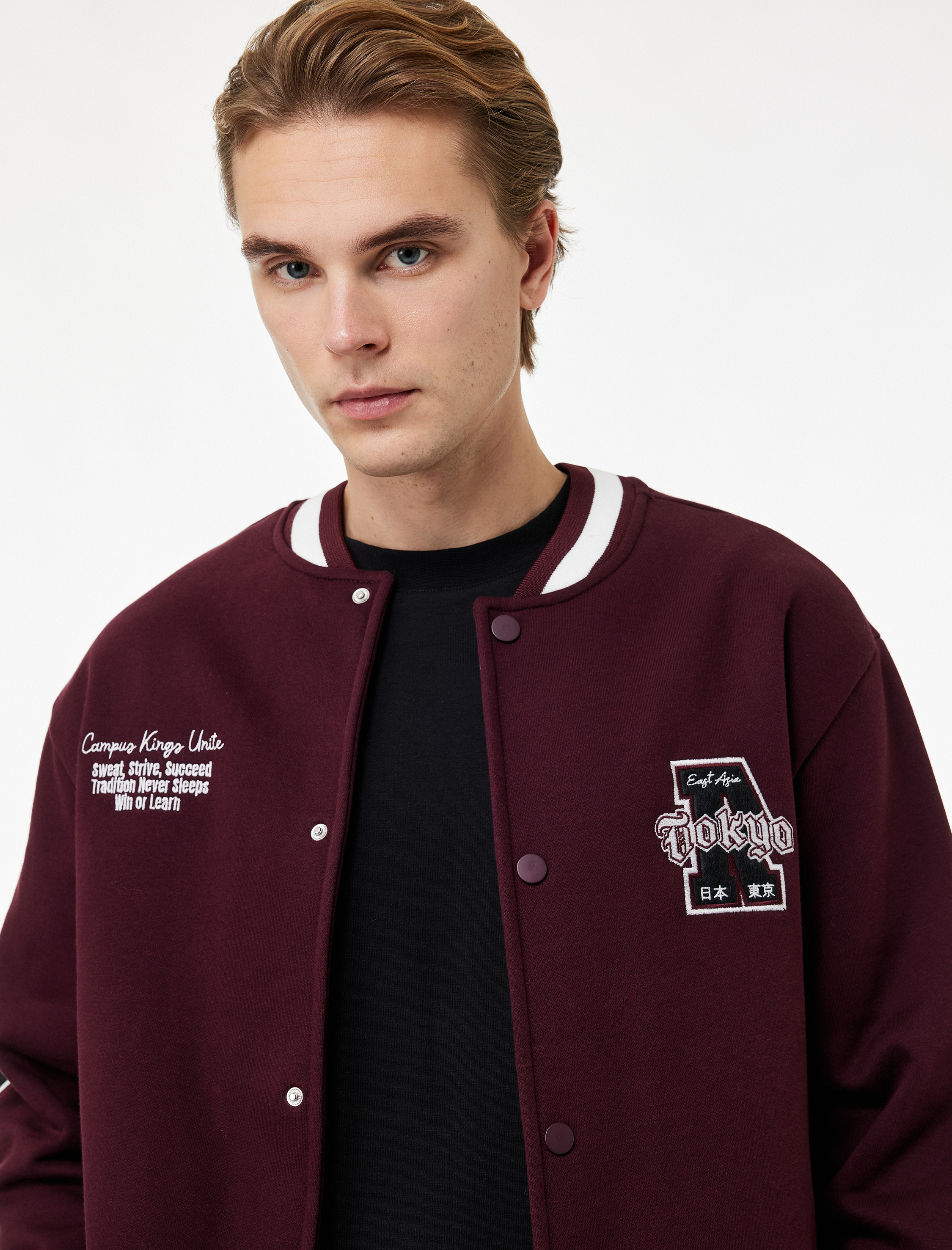   İşlemeli Çizgi Detaylı Çıtçıt Düğmeli Cepli Bomber Ceket