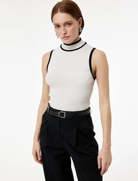 Kontrast Renk Detaylı Slim Fit Dik Yaka Kolsuz Triko Bluz