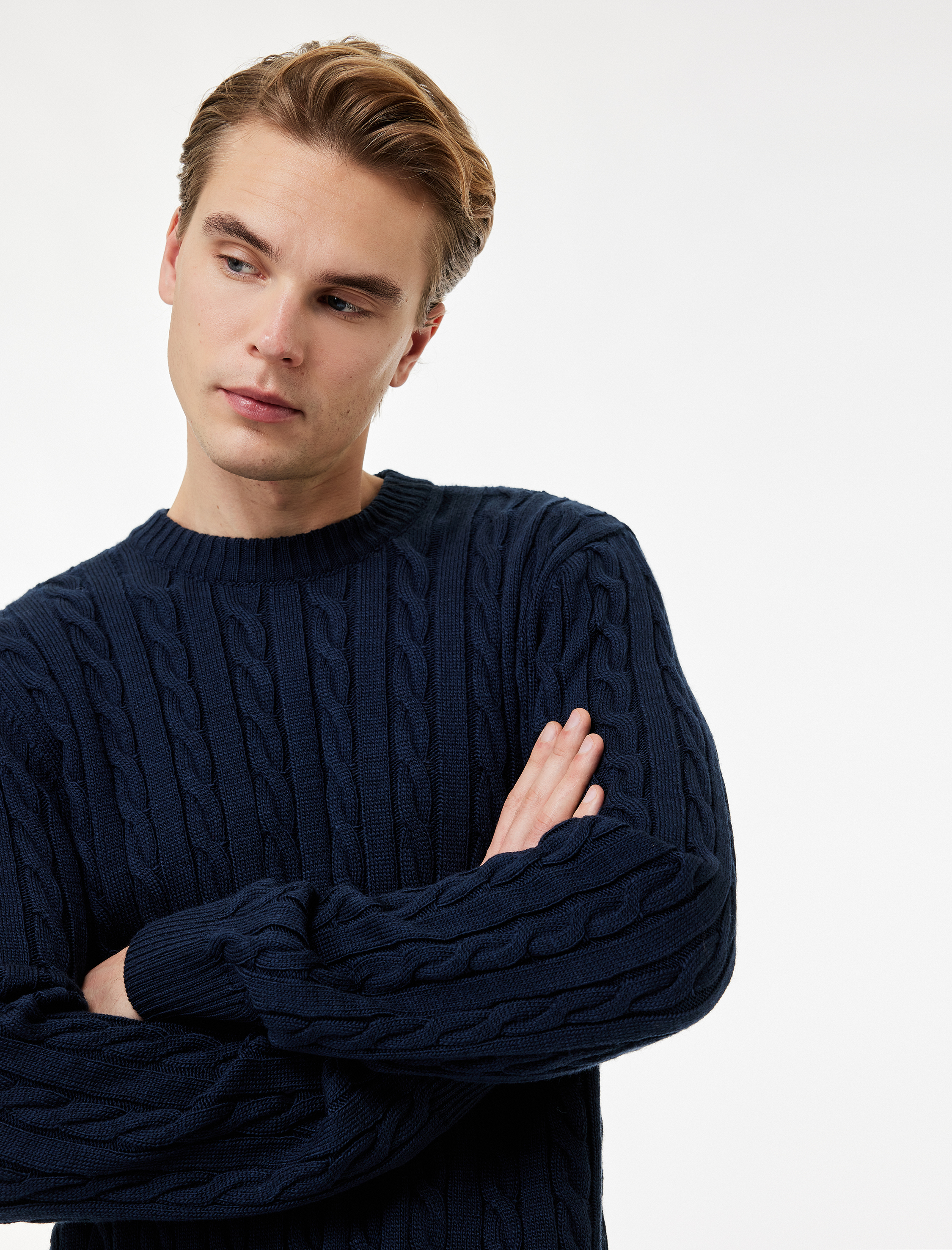   Uzun Kollu Bisiklet Yaka Saç Örgüsü Dokulu Triko Kazak