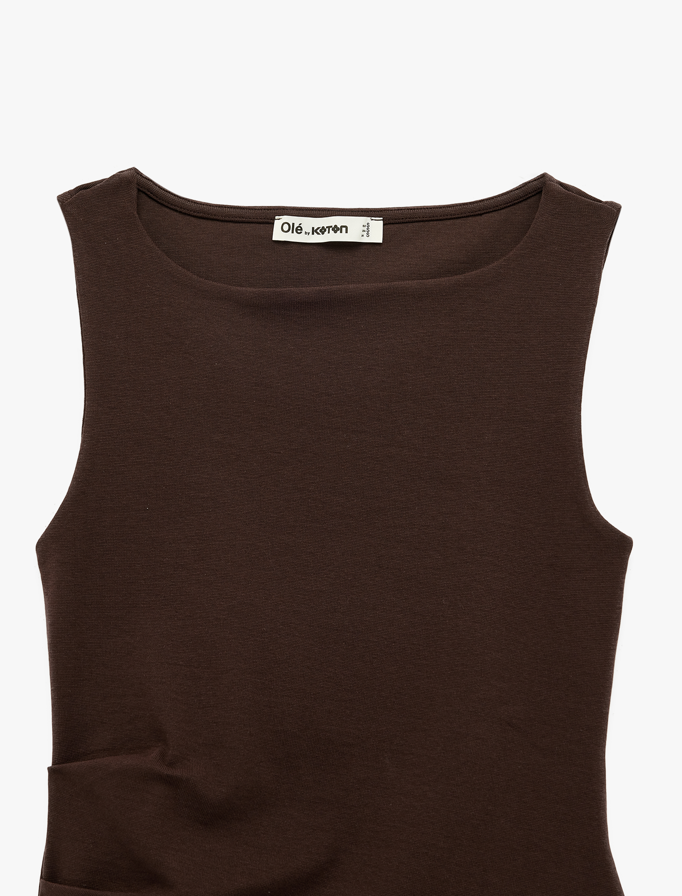   Slim Fit Asimetrik Kesim Kolsuz Kayık Yaka Bluz