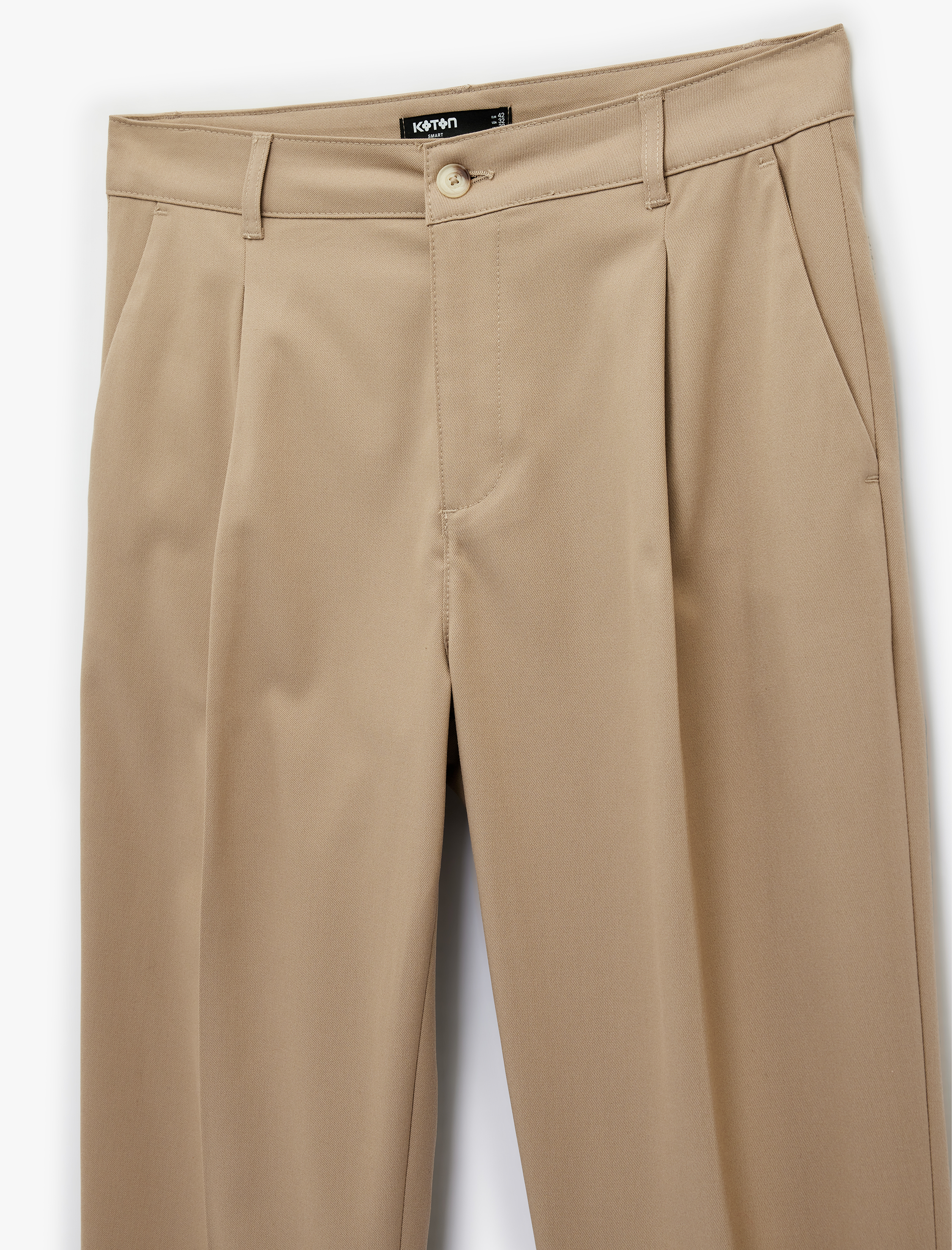   Rahat Kalıp Cepli Viskon Karışımlı Pileli Kumaş Pantolon