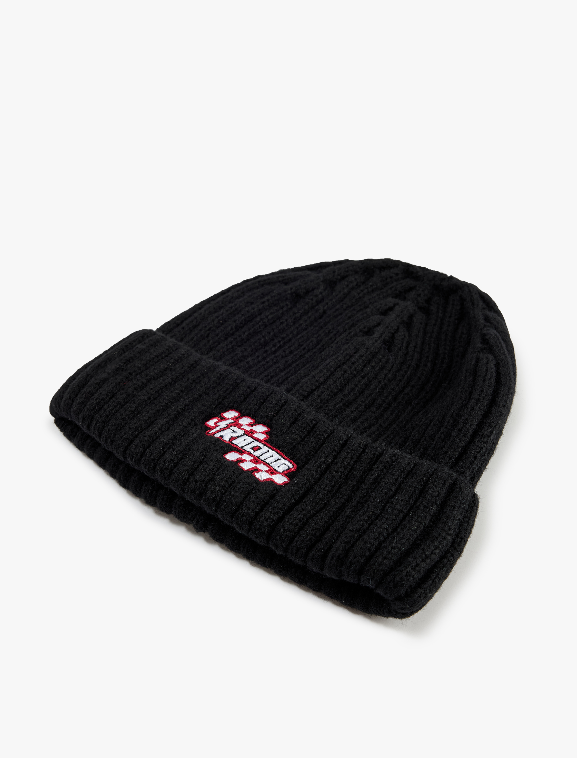  Erkek İşlemeli Bere